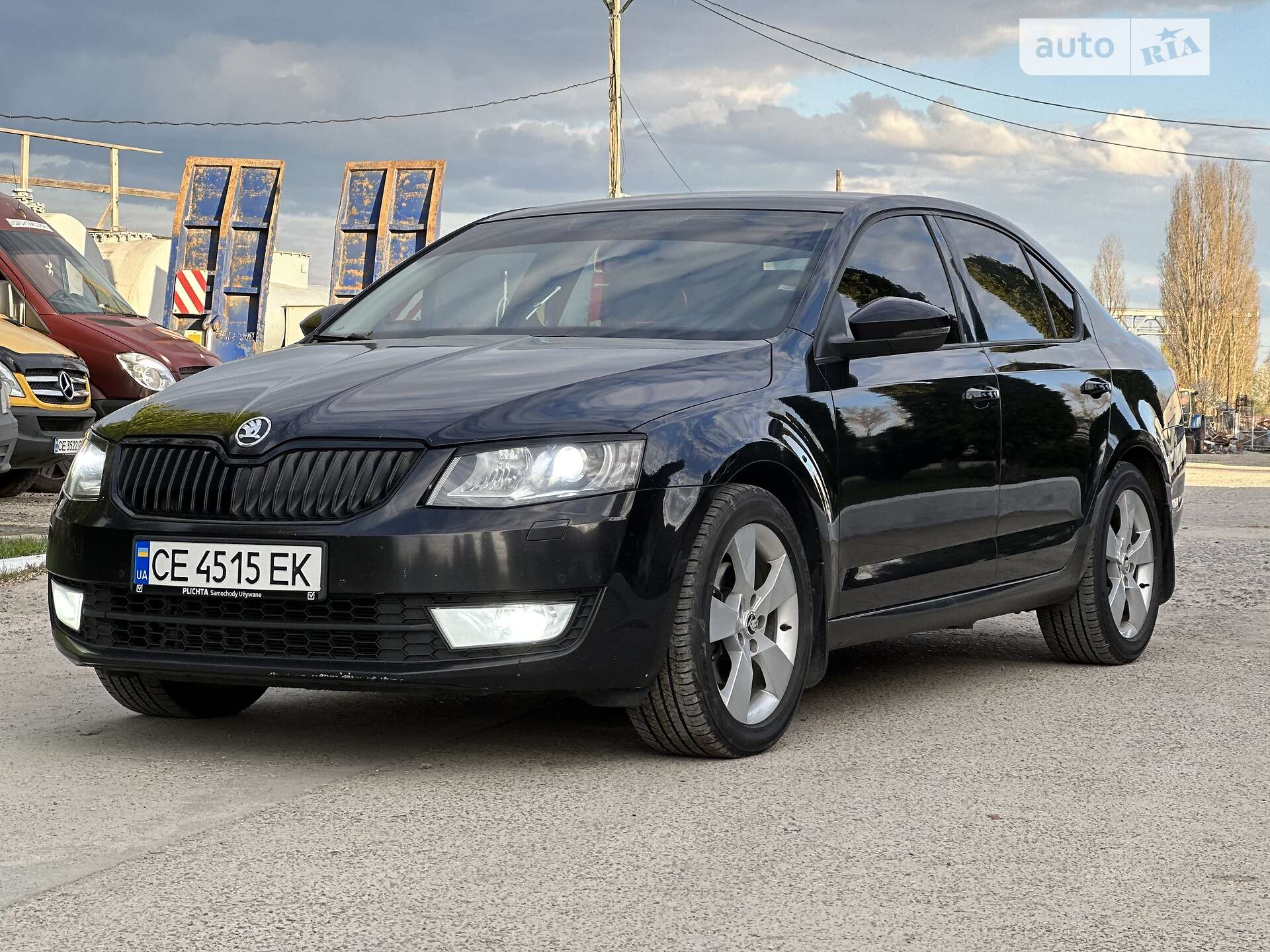 Головне фото звіту автомобіля SKODA OCTAVIA A7 2013