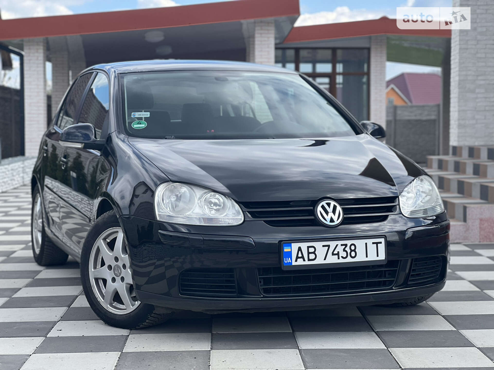 VOLKSWAGEN GOLF 2005