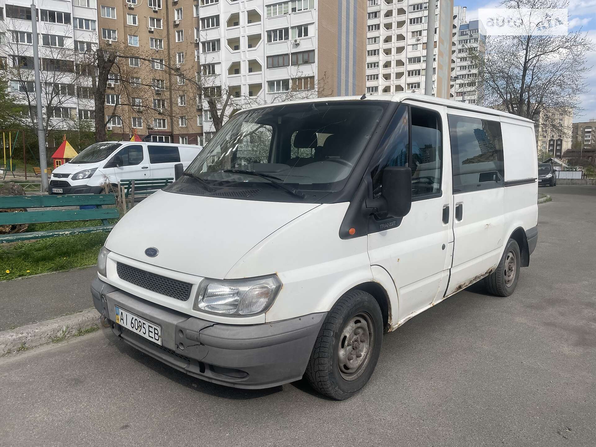 FORD TRANSIT 2000