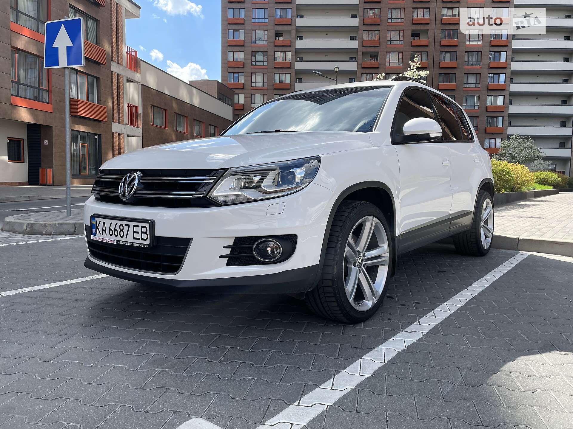 VOLKSWAGEN TIGUAN 2013