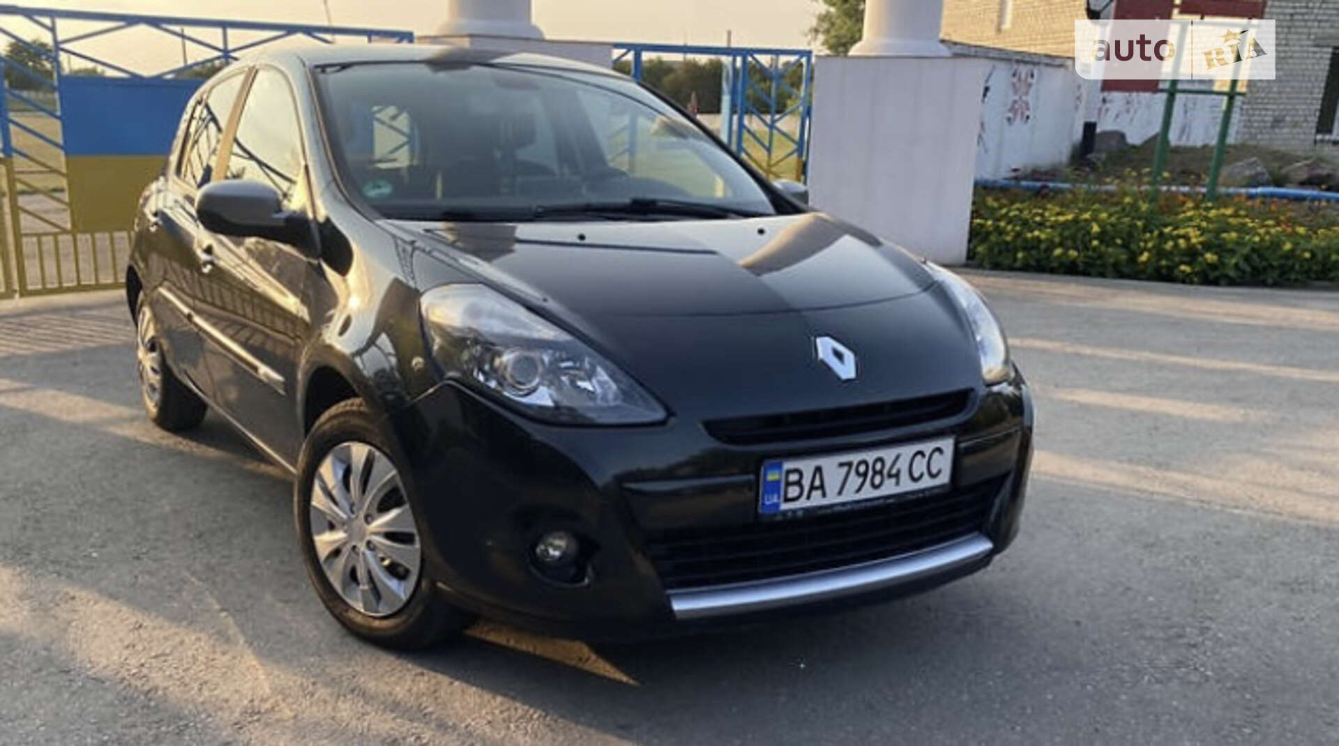 RENAULT CLIO 2010