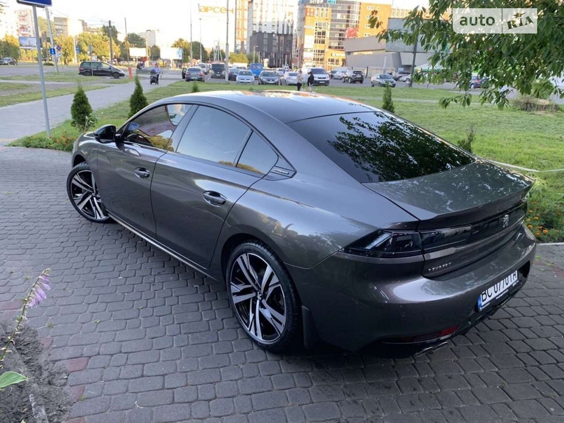 PEUGEOT 508