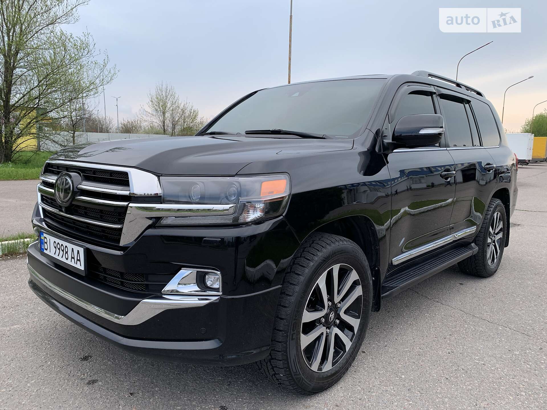 TOYOTA LAND CRUISER 2016
