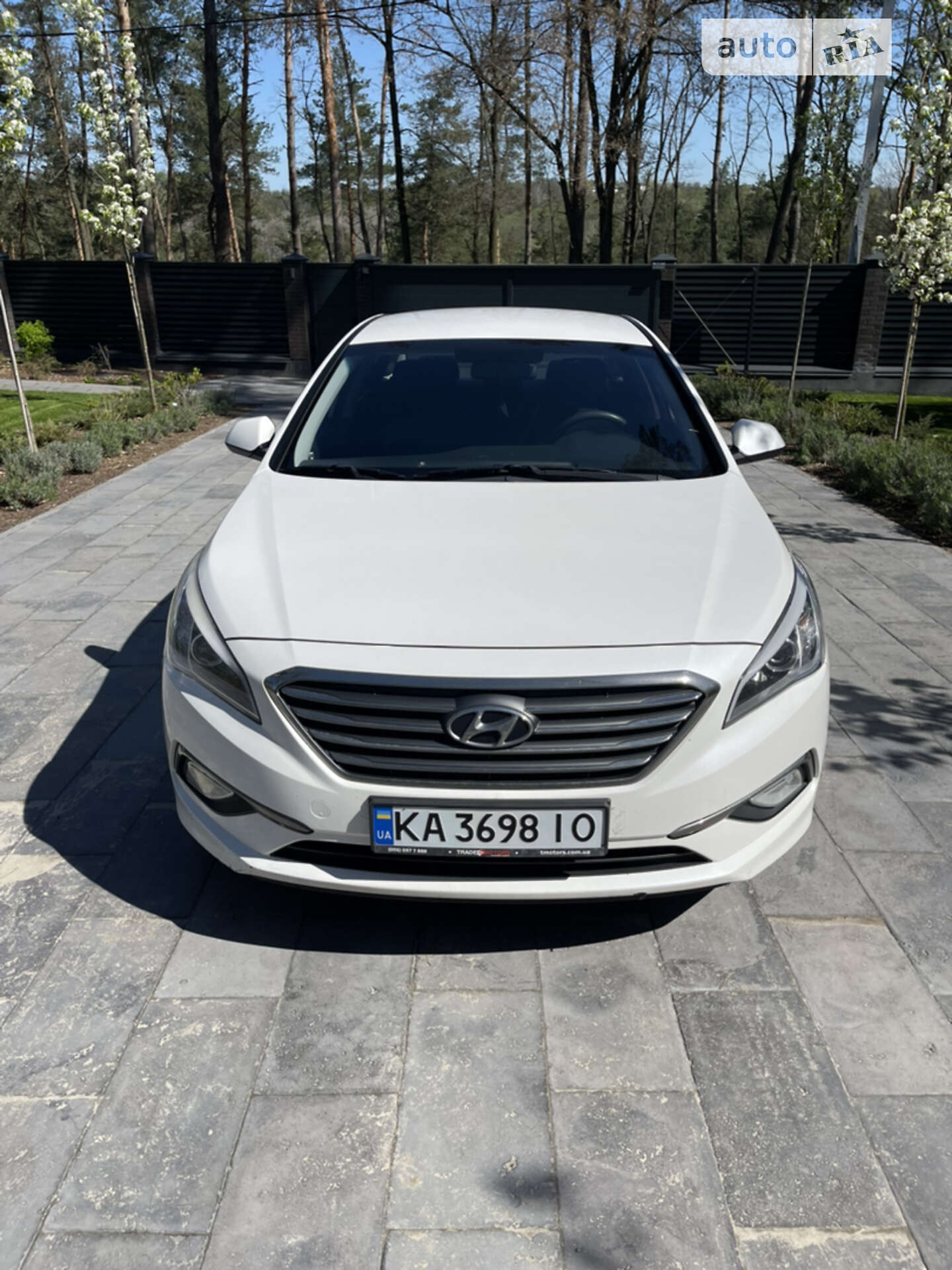 Головне фото звіту автомобіля HYUNDAI SONATA 2014