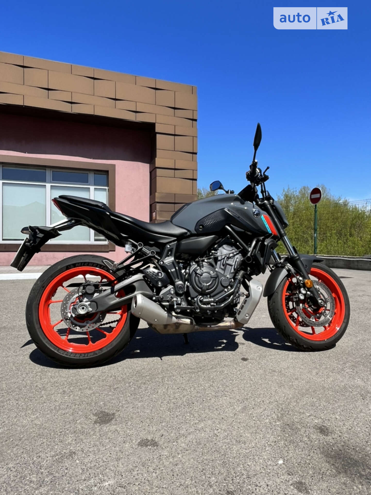 YAMAHA MT 07 2021