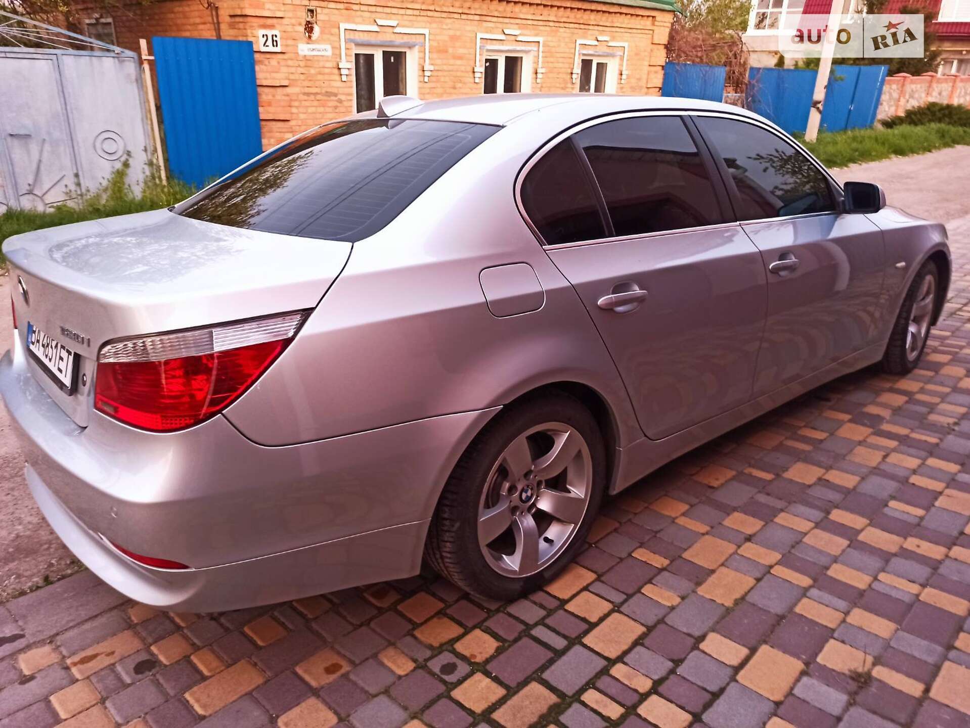 Головне фото звіту автомобіля BMW 530I 2004