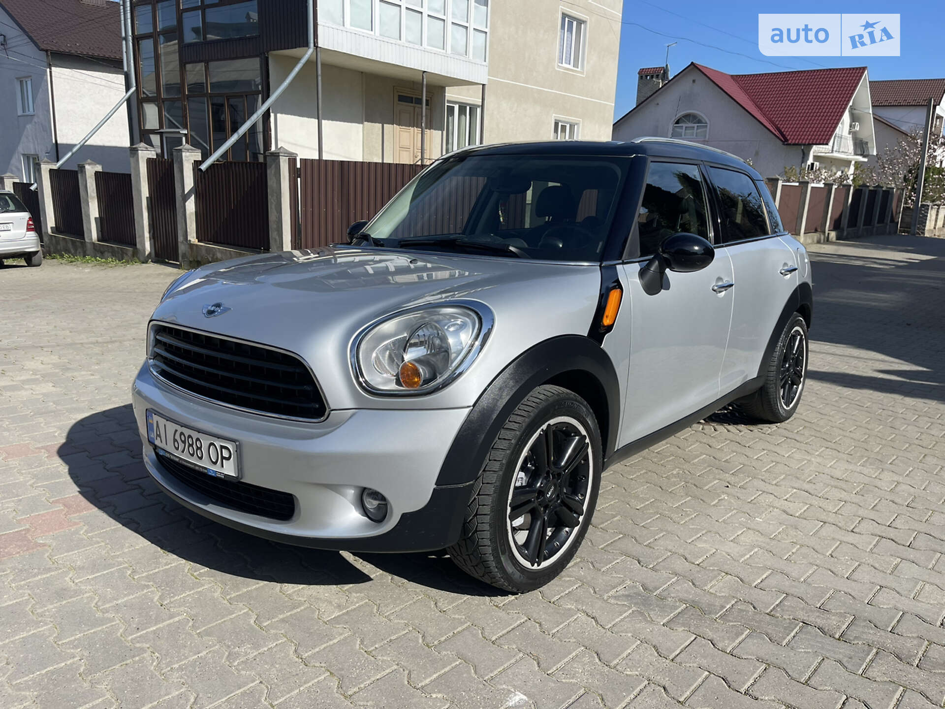 MINI ONE COUNTRYMAN 2012