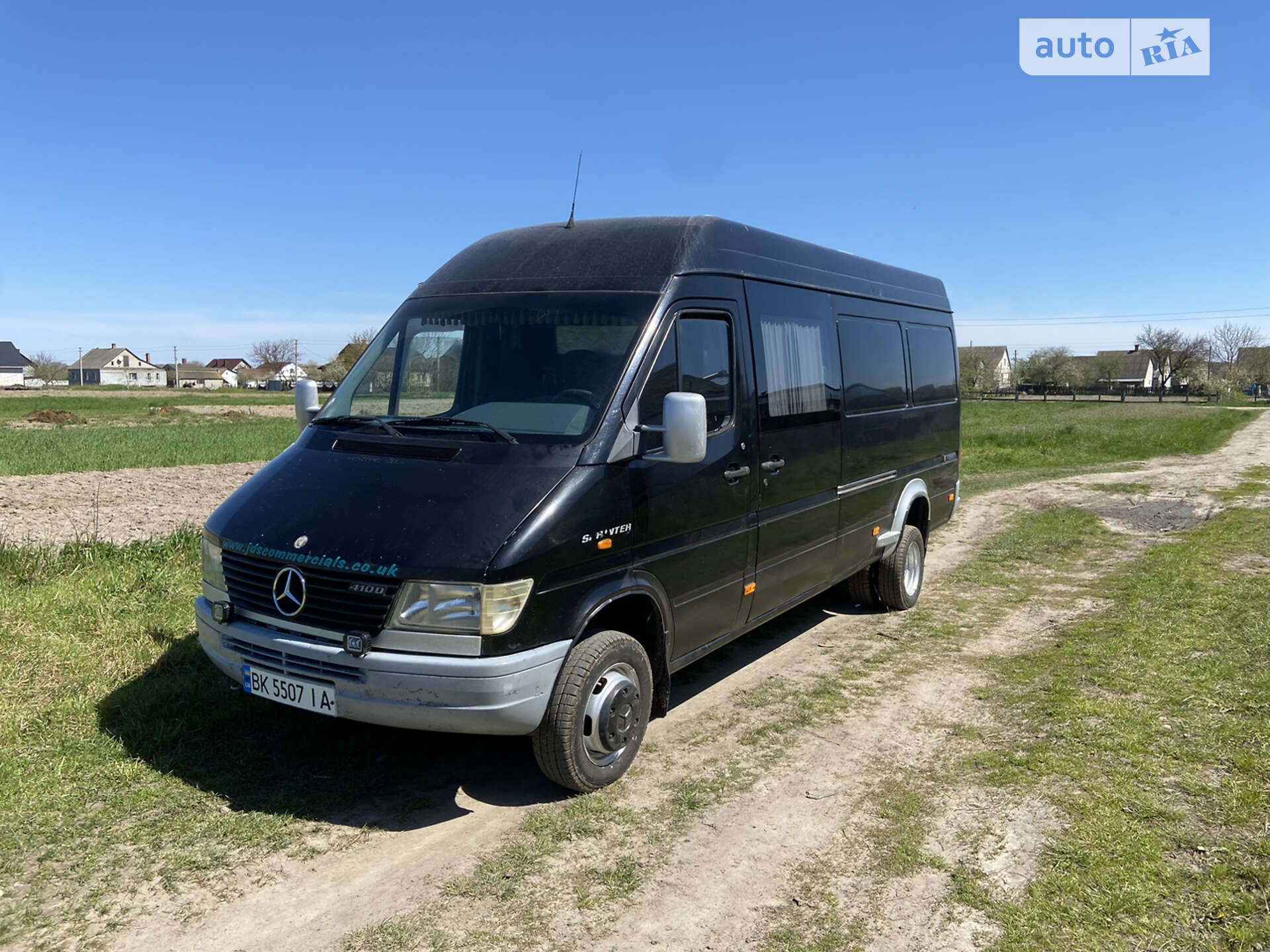 MERCEDES-BENZ 410D 1998
