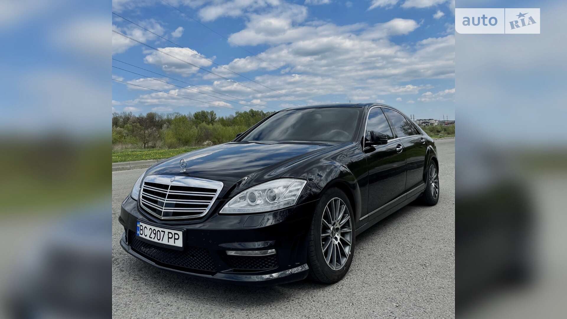 Головне фото звіту автомобіля MERCEDES-BENZ S 550 2007
