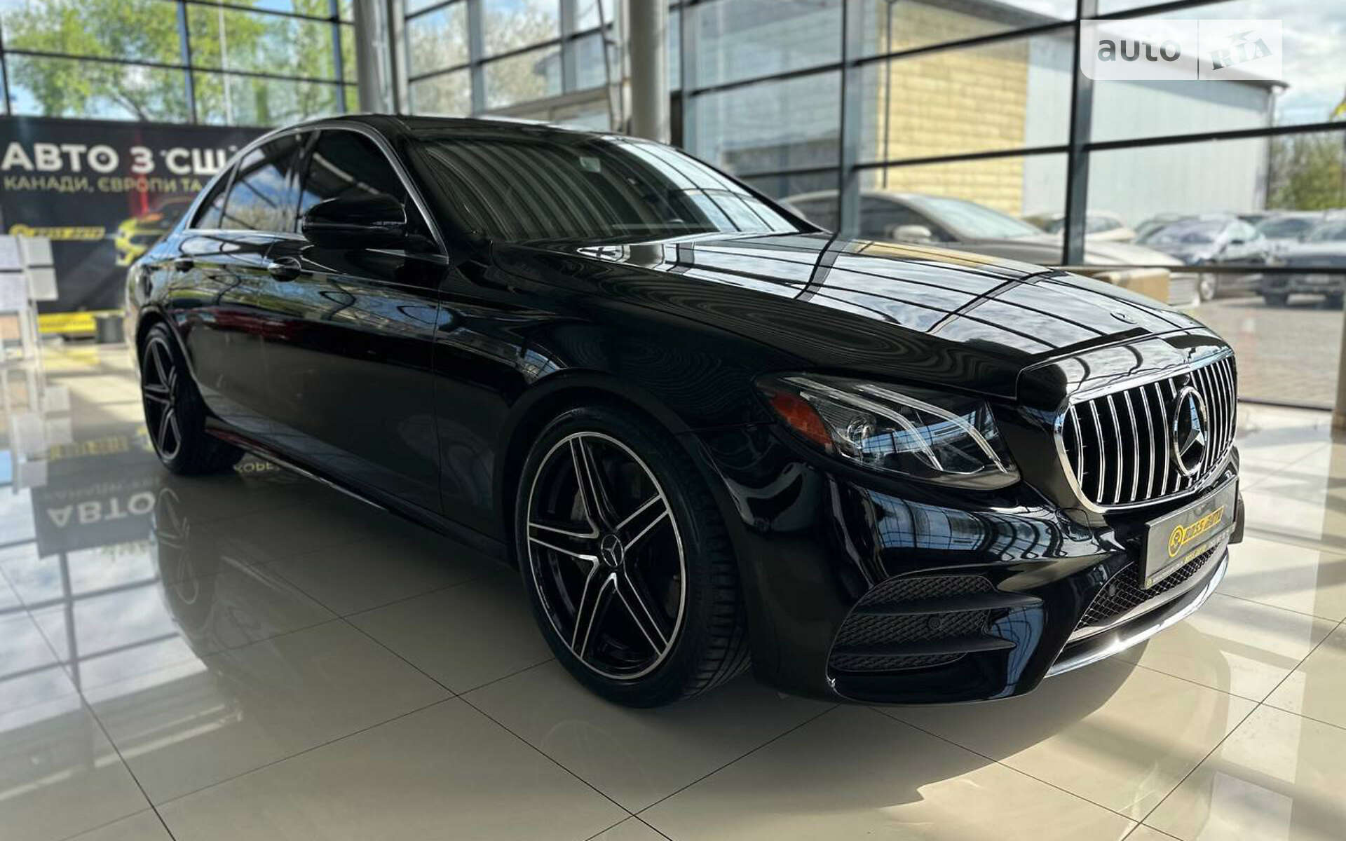 MERCEDES-BENZ E 300 2016
