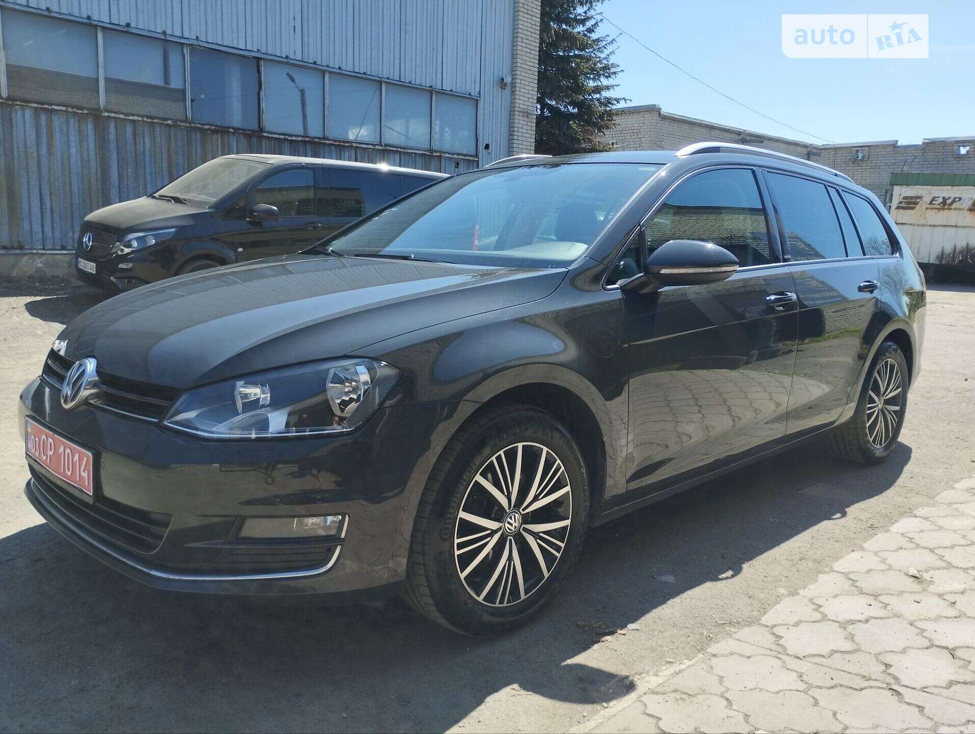 VOLKSWAGEN GOLF 2017