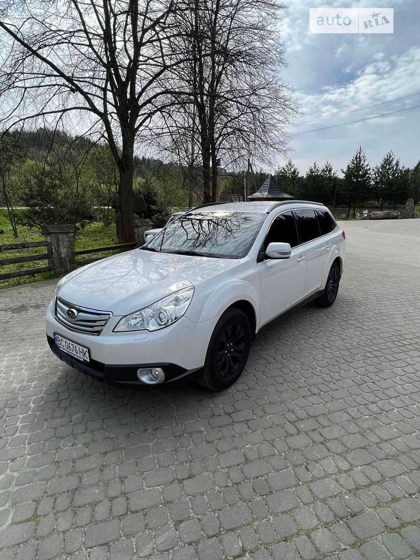 SUBARU LEGACY OUTBACK 2010
