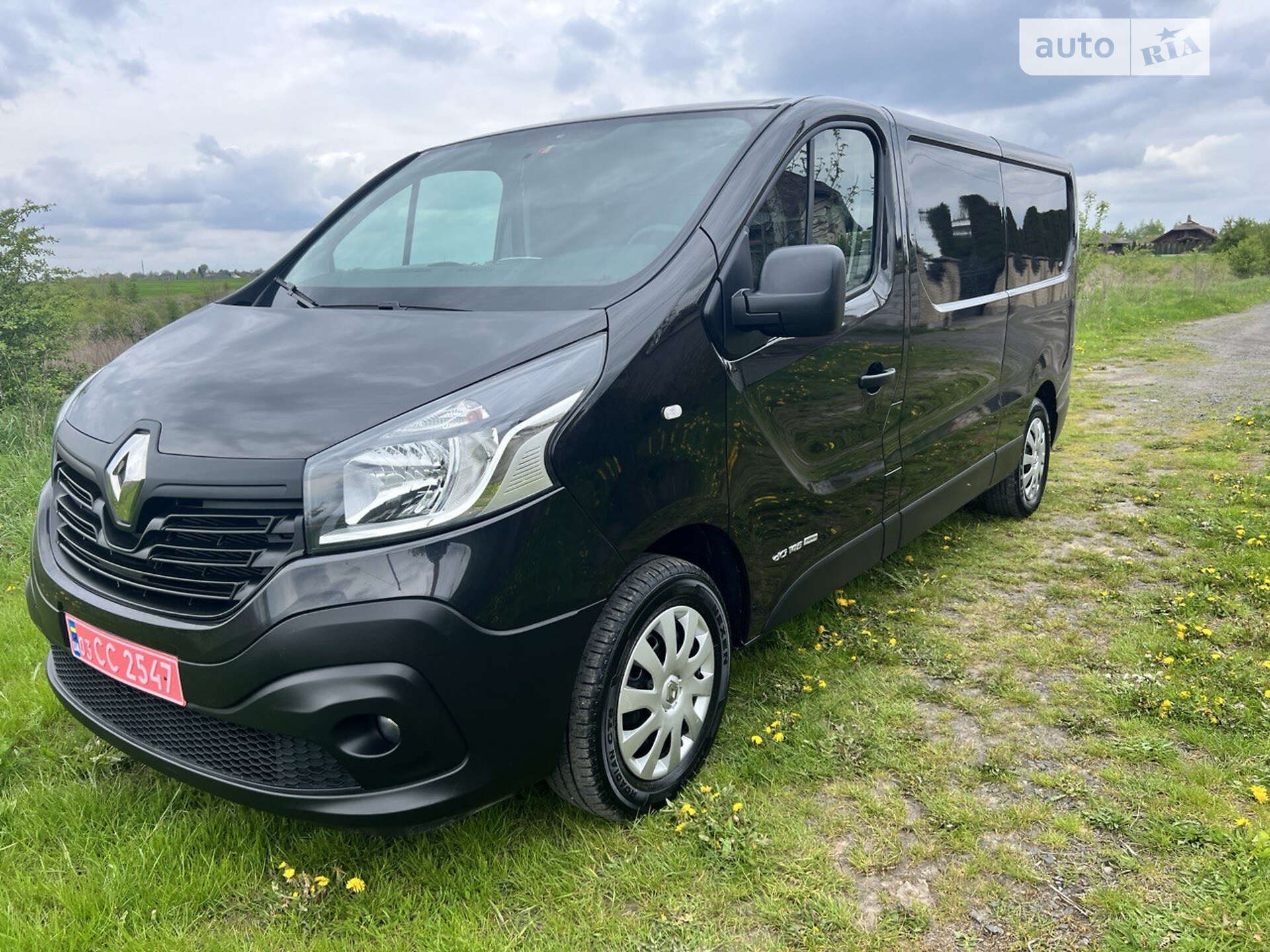 RENAULT TRAFIC 2018