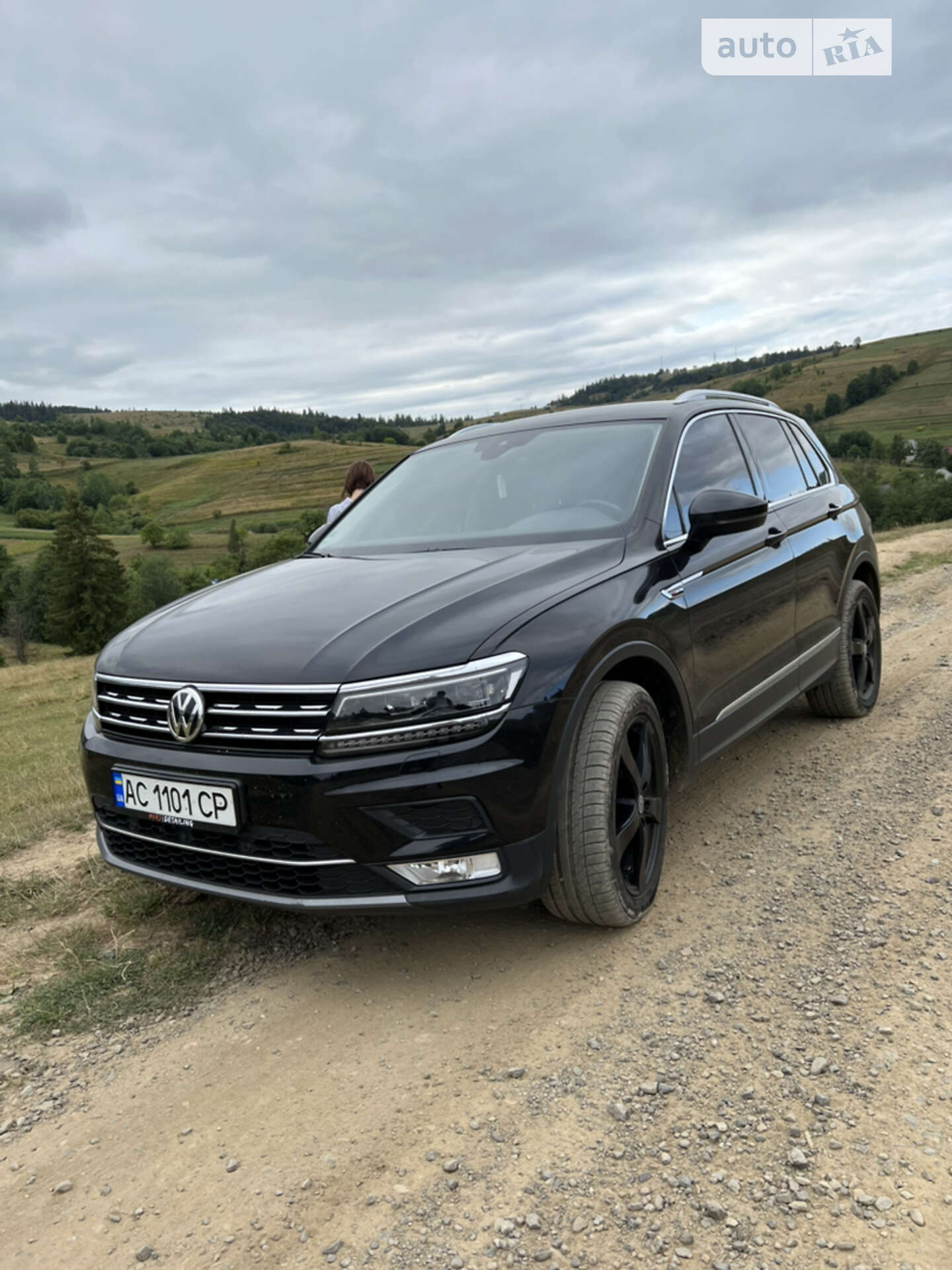 VOLKSWAGEN TIGUAN 2017