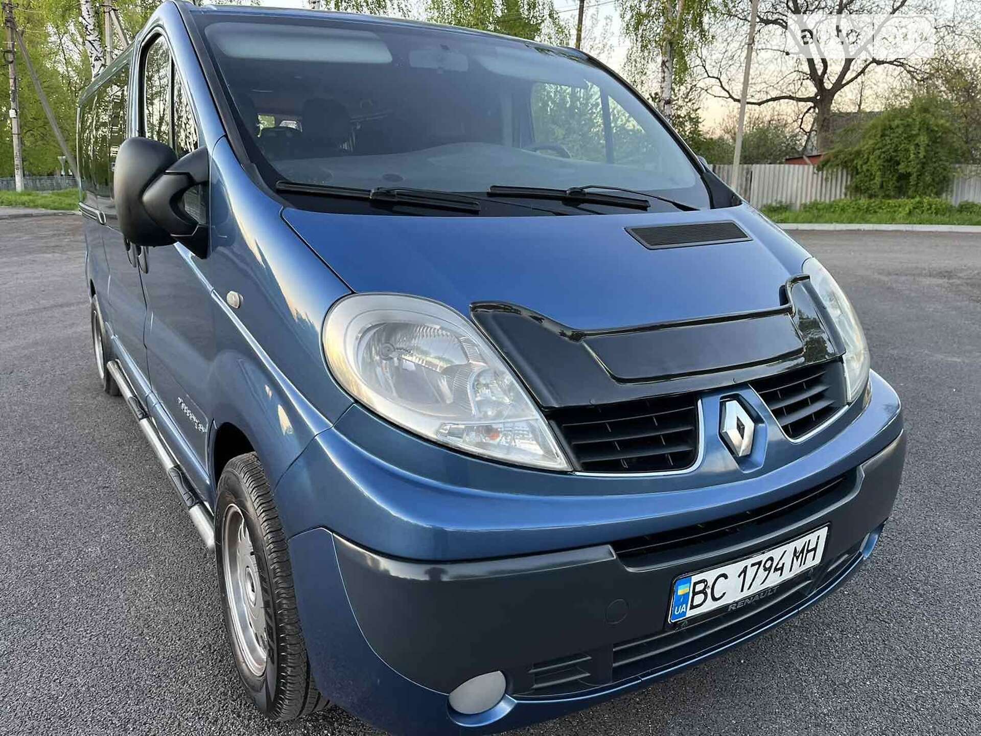 RENAULT TRAFIC 2011