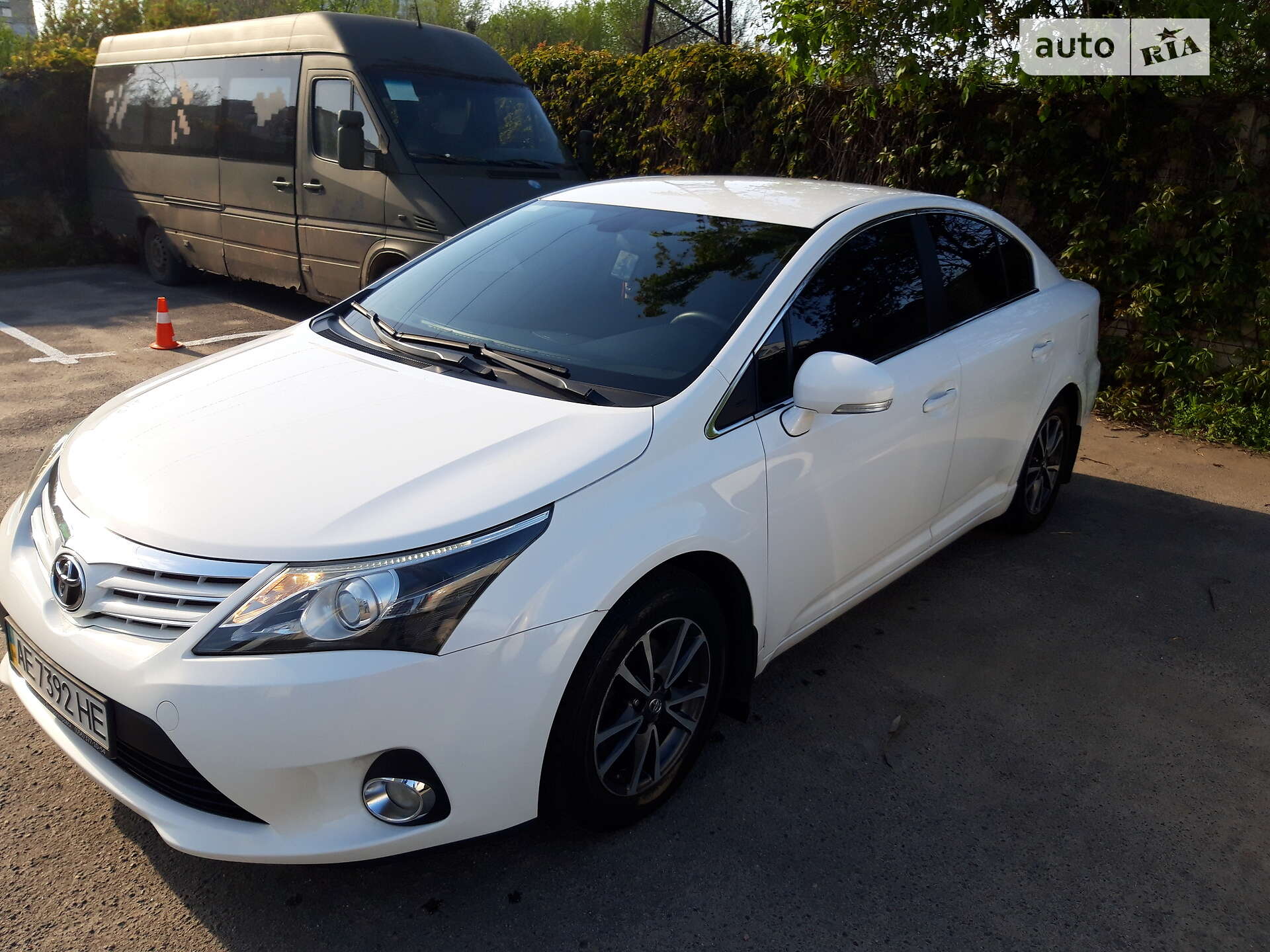 Головне фото звіту автомобіля TOYOTA AVENSIS 2013