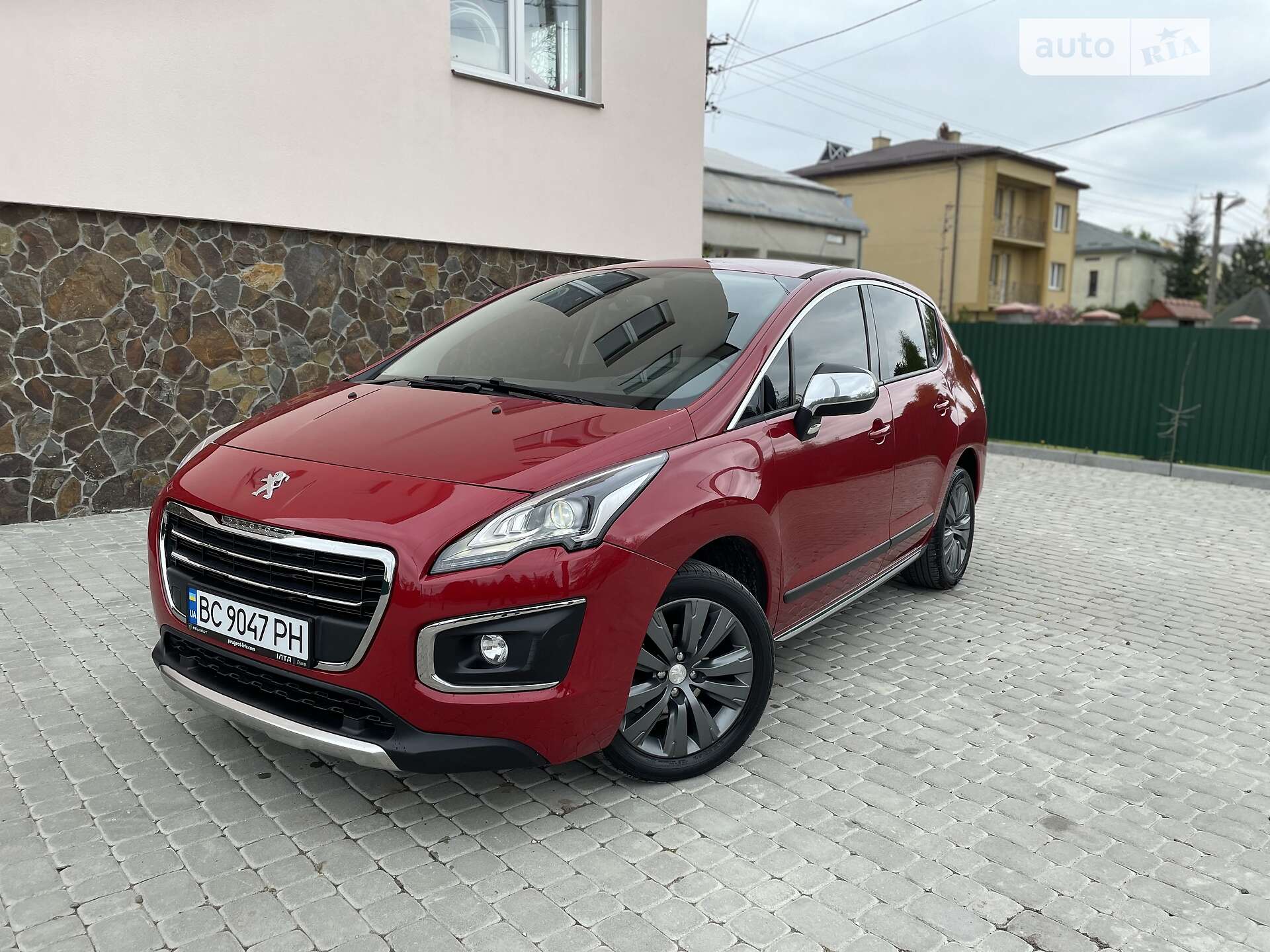 PEUGEOT 3008 2014