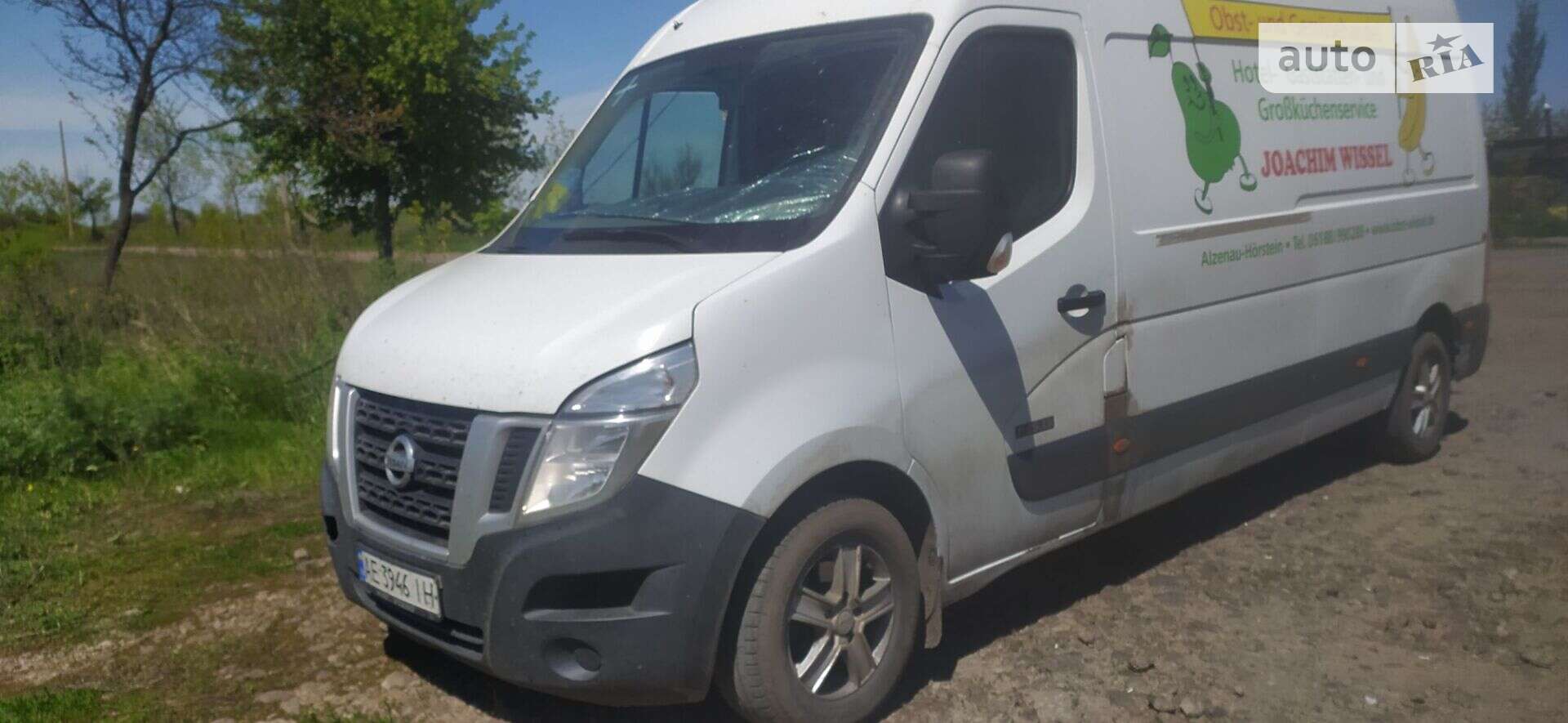 NISSAN NV 400 2012