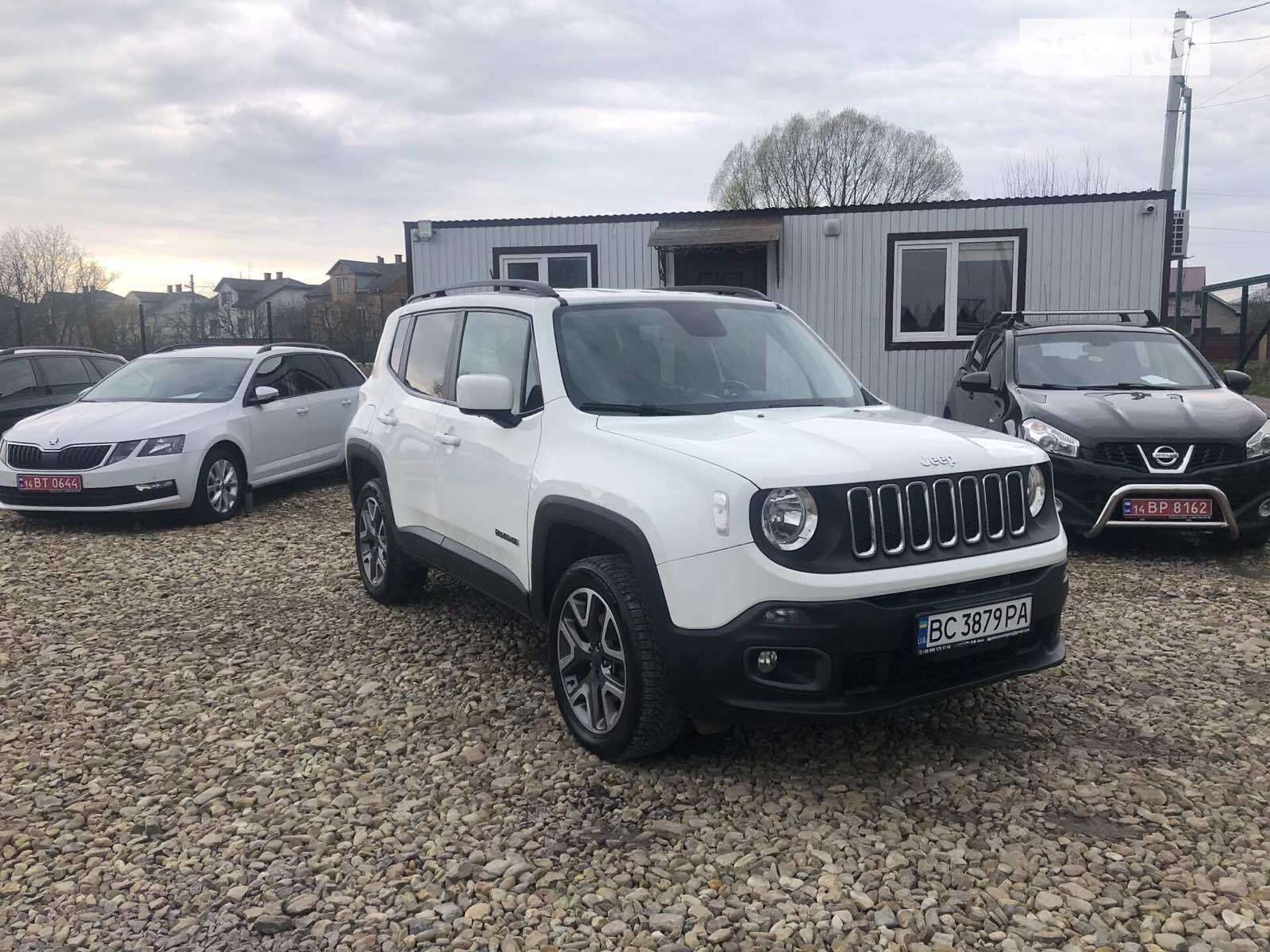 Головне фото звіту автомобіля JEEP RENEGADE 2016