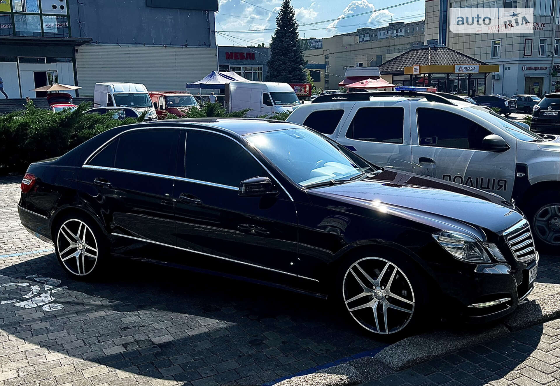 Mercedes-Benz E-Class 2011