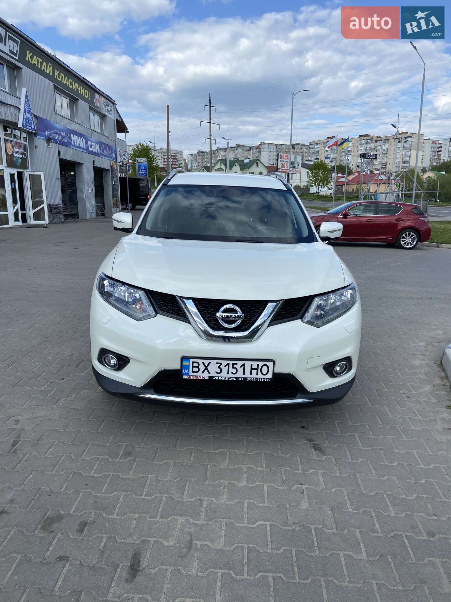 NISSAN X-TRAIL