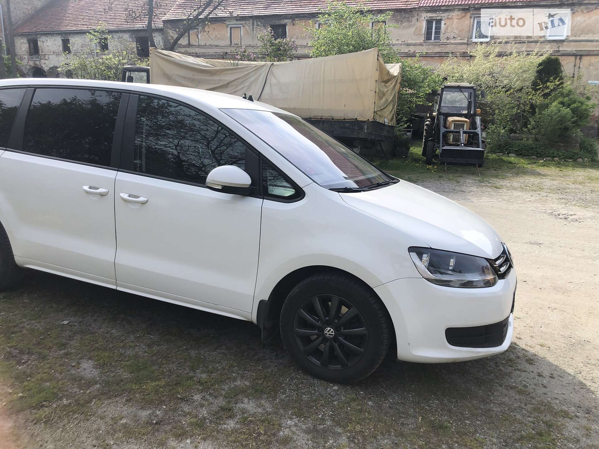 VOLKSWAGEN SHARAN 2011