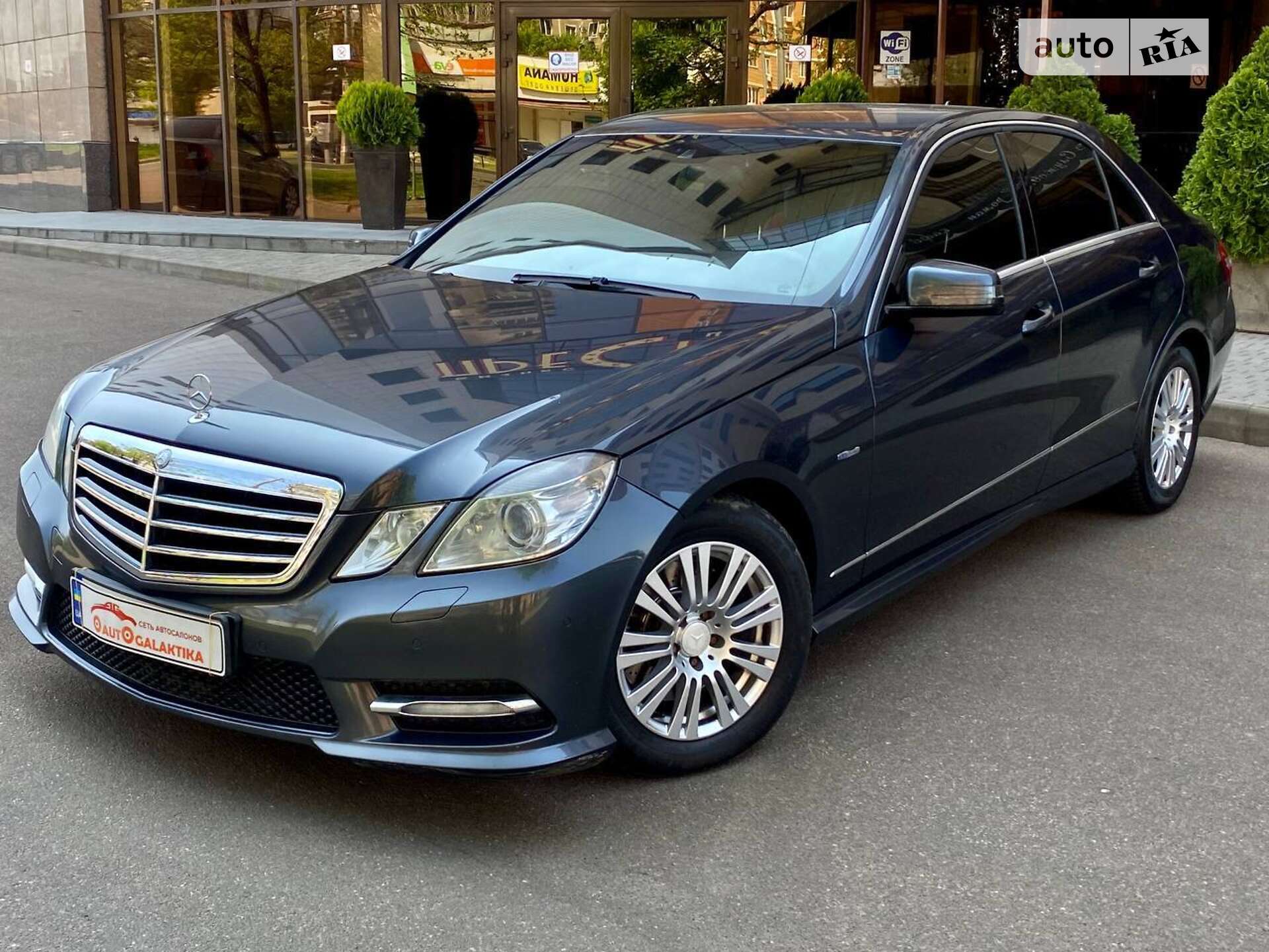 MERCEDES-BENZ E 250 D 2012