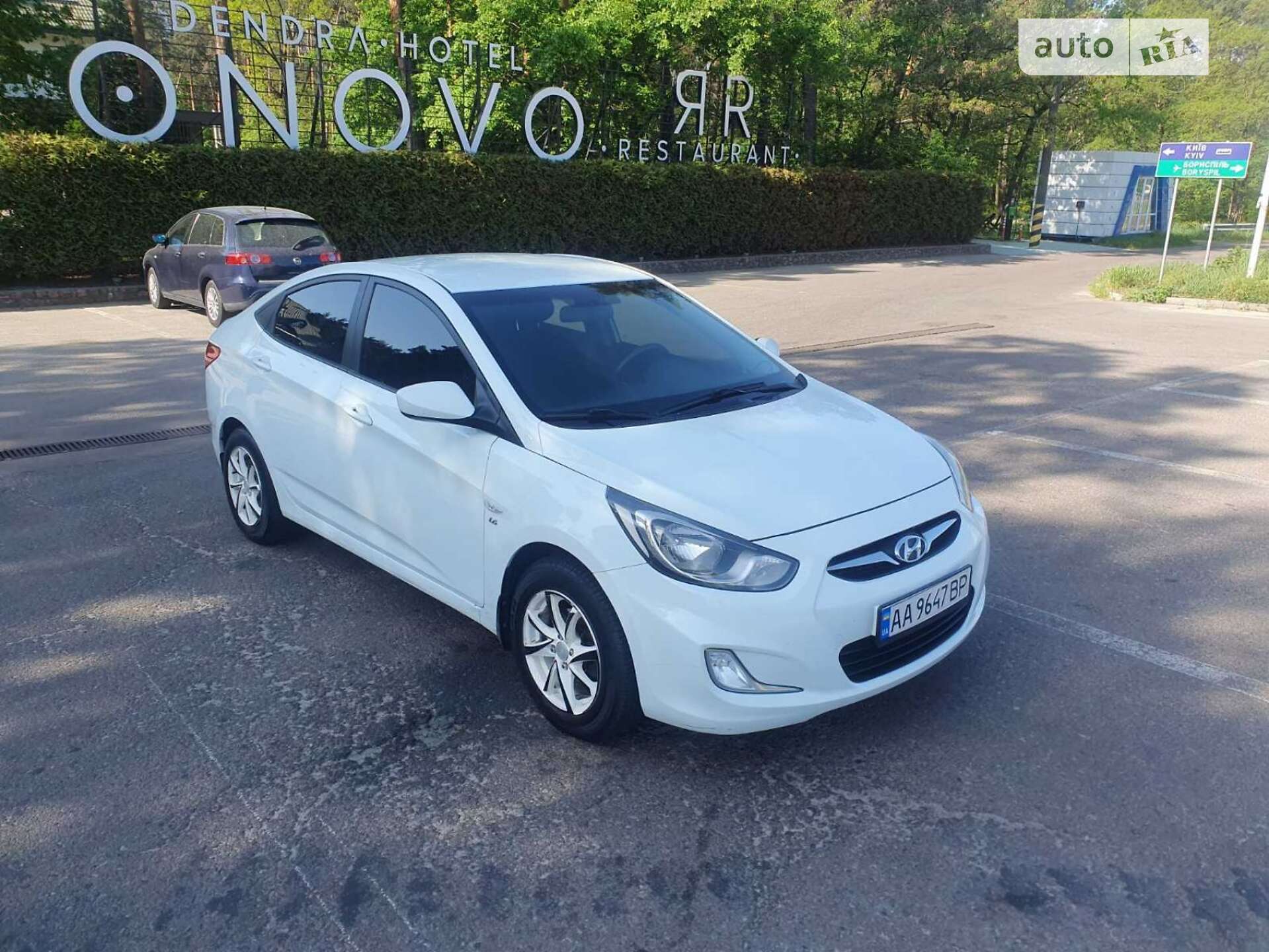 Hyundai Accent 2012