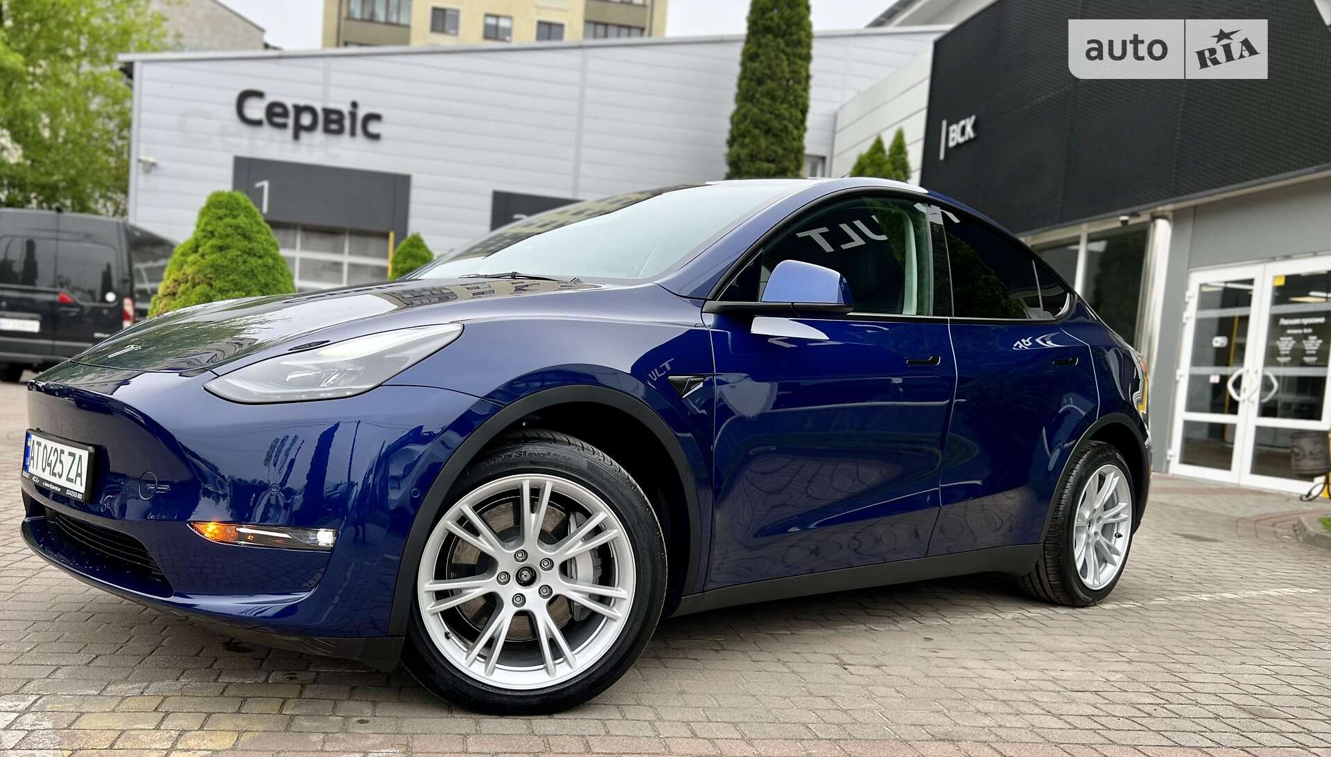 TESLA MODEL Y 2021