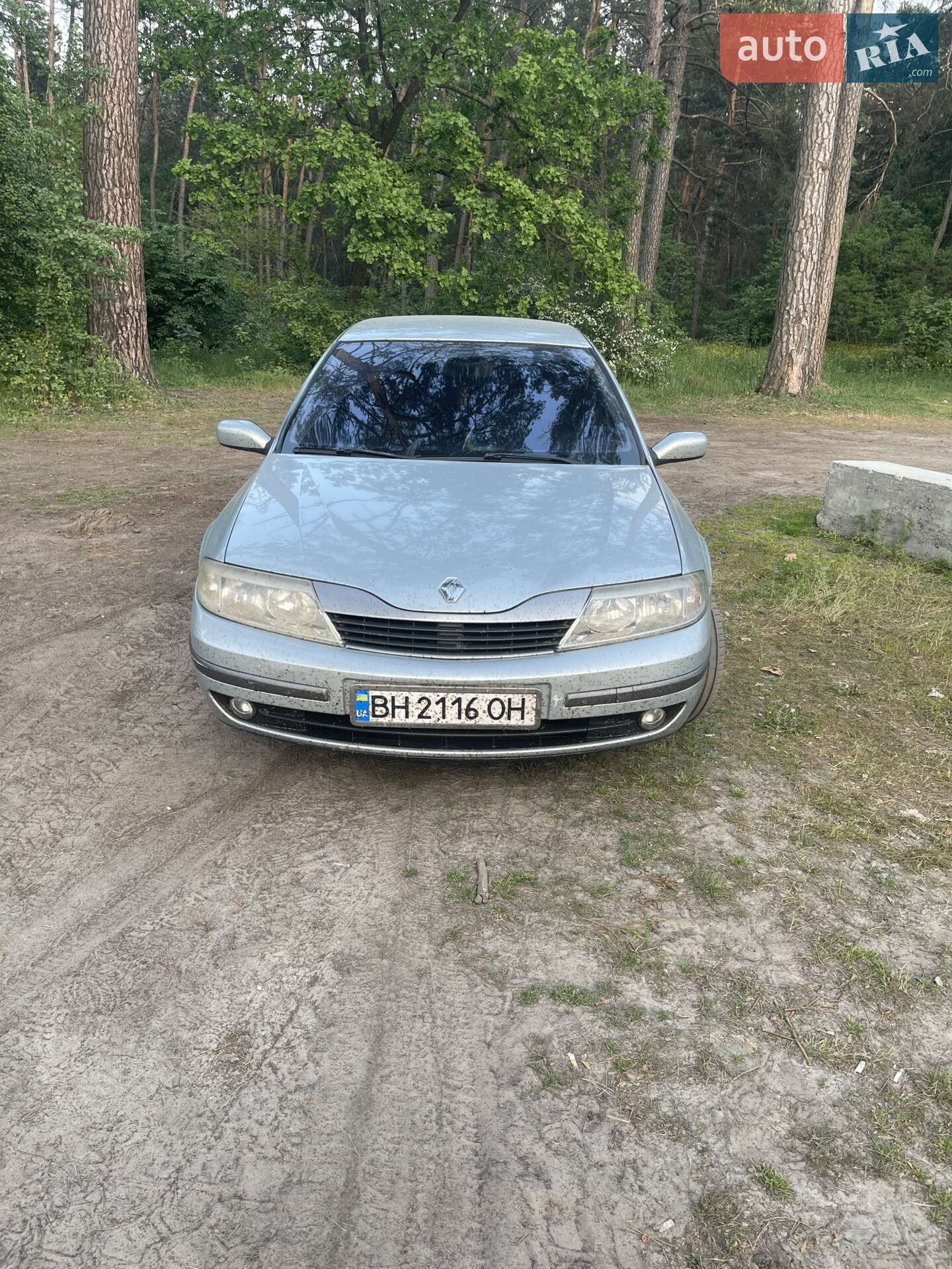 Головне фото звіту автомобіля RENAULT LAGUNA 2003