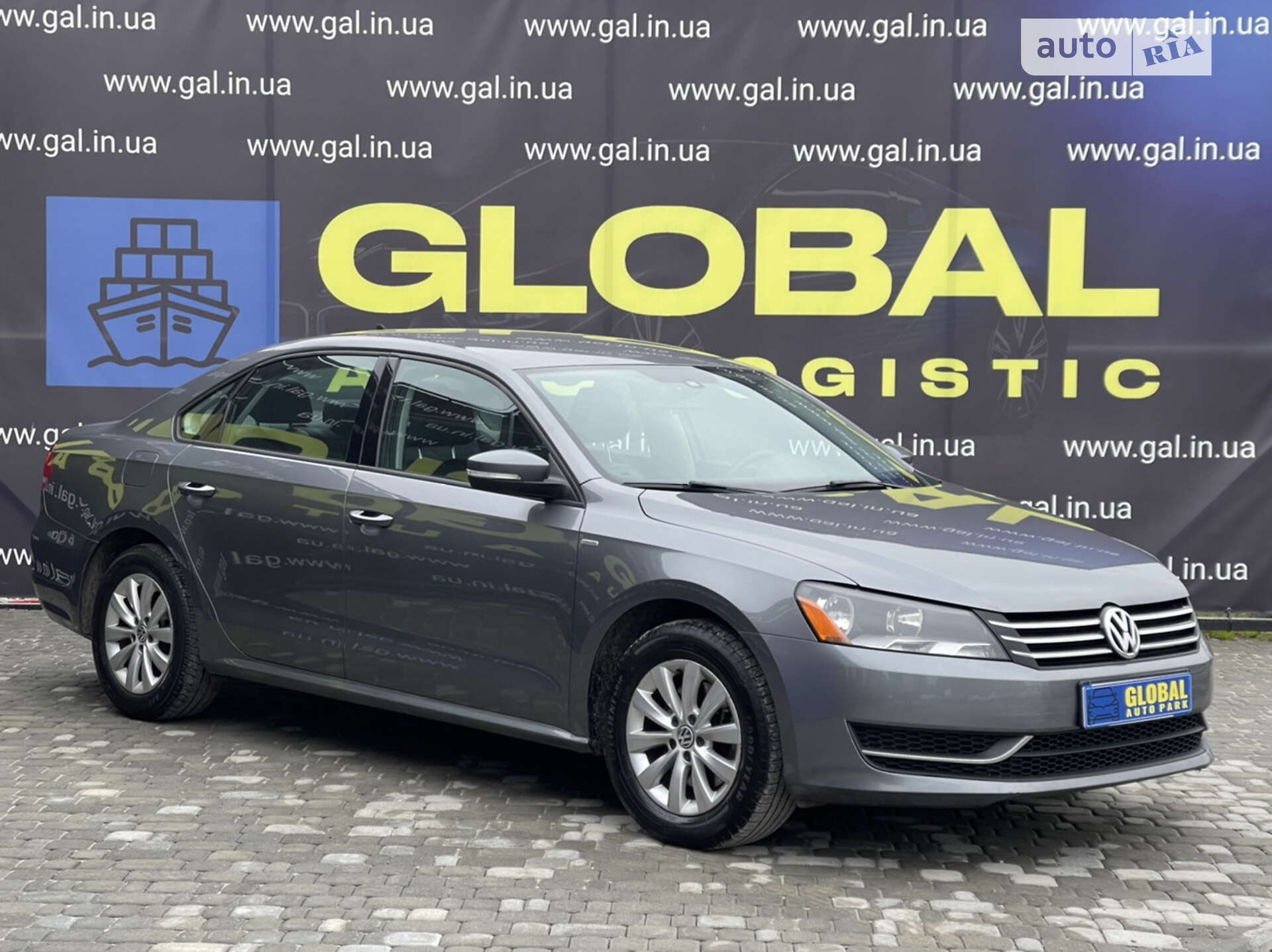 VOLKSWAGEN PASSAT 2014