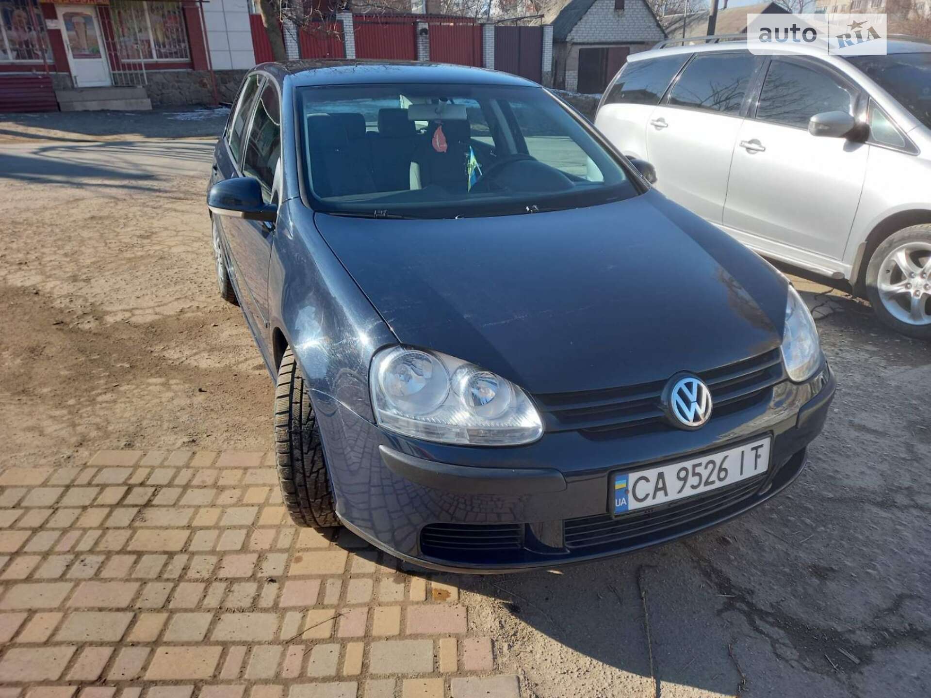 VOLKSWAGEN GOLF 2004