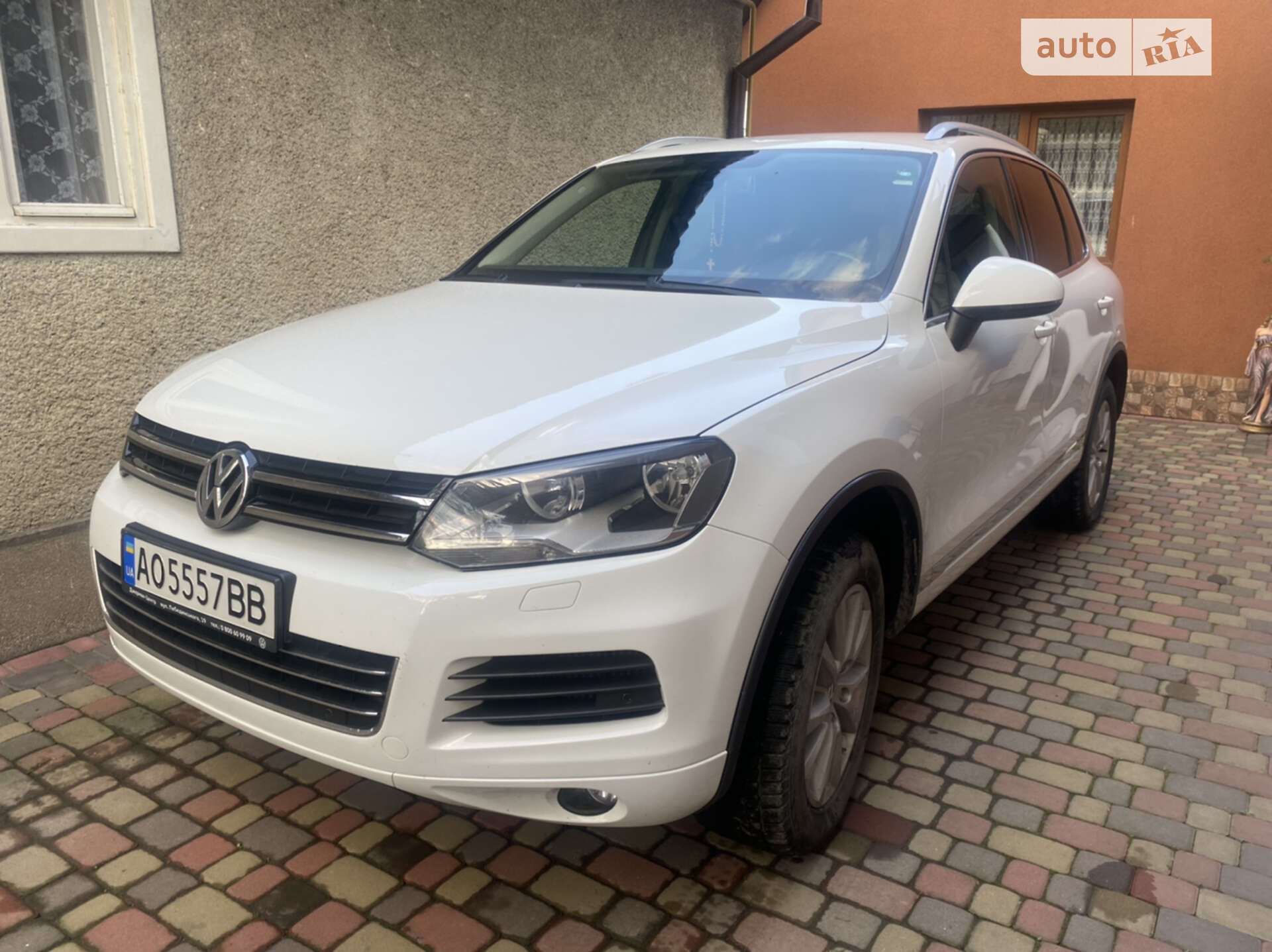 VOLKSWAGEN TOUAREG
