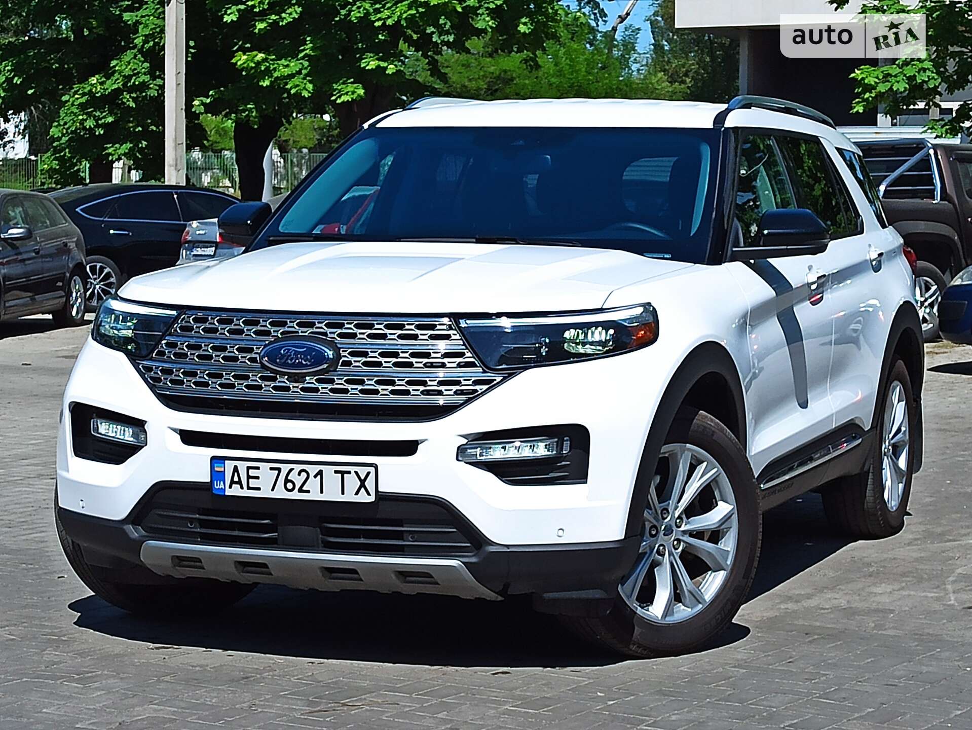 FORD EXPLORER 2021