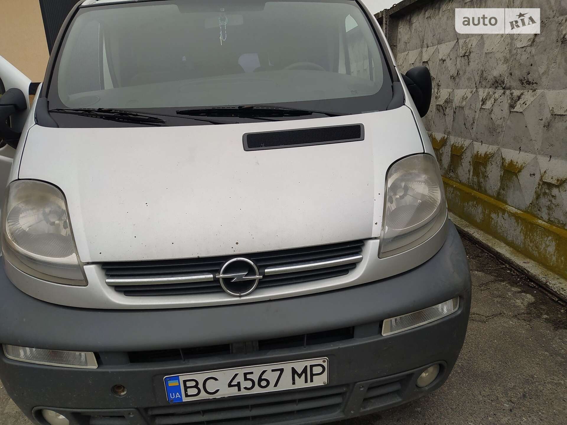 OPEL VIVARO 2005