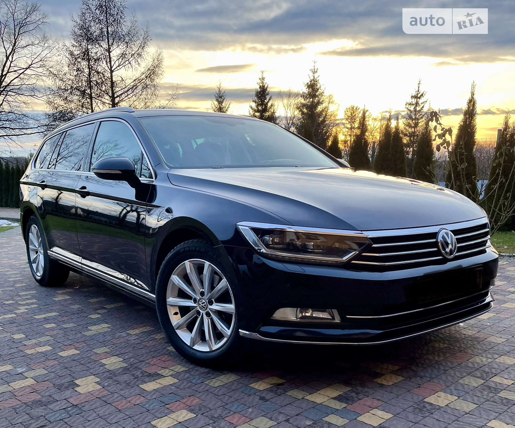 VOLKSWAGEN PASSAT 2017