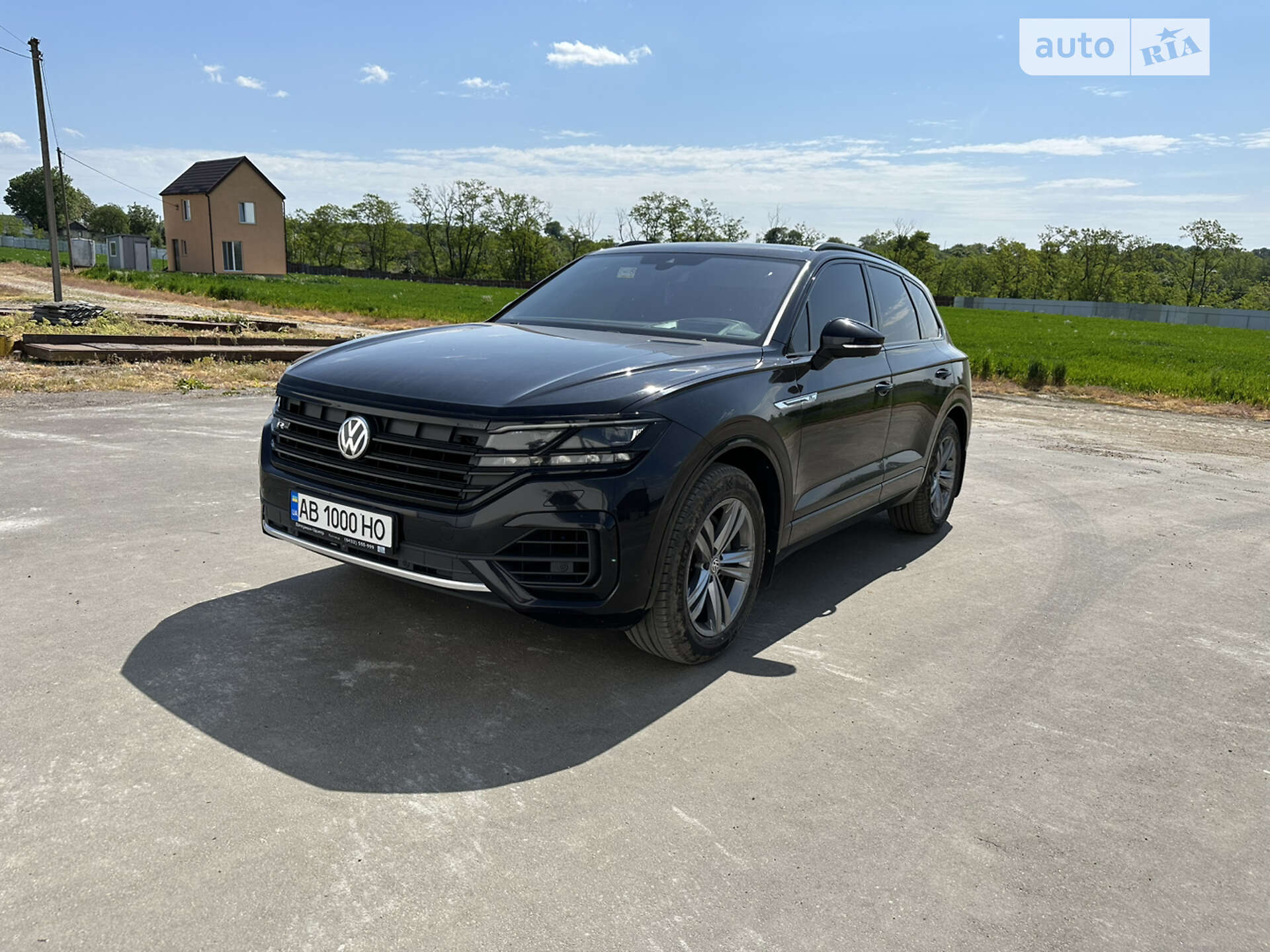 VOLKSWAGEN TOUAREG 2019