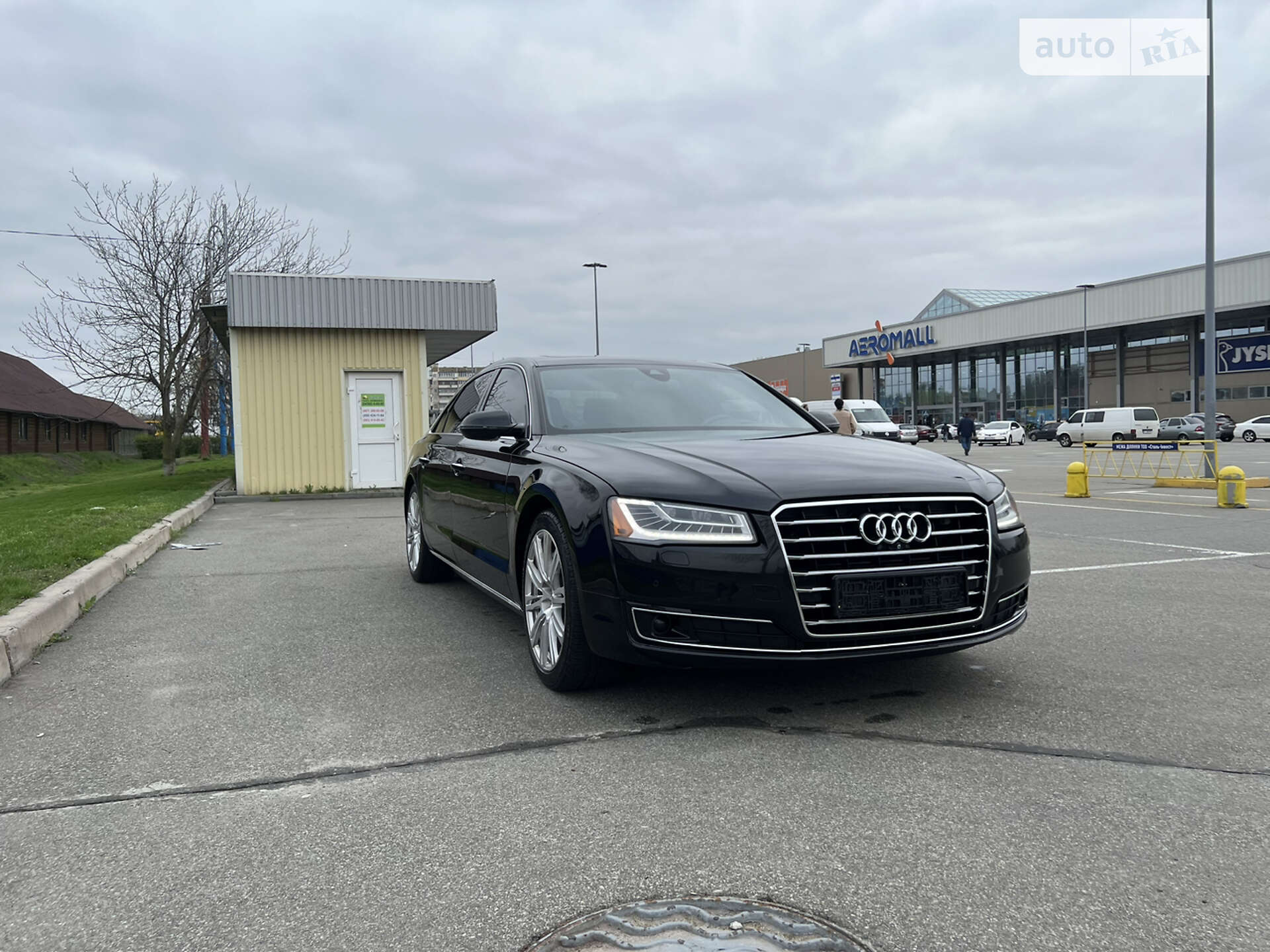 AUDI A8 2016