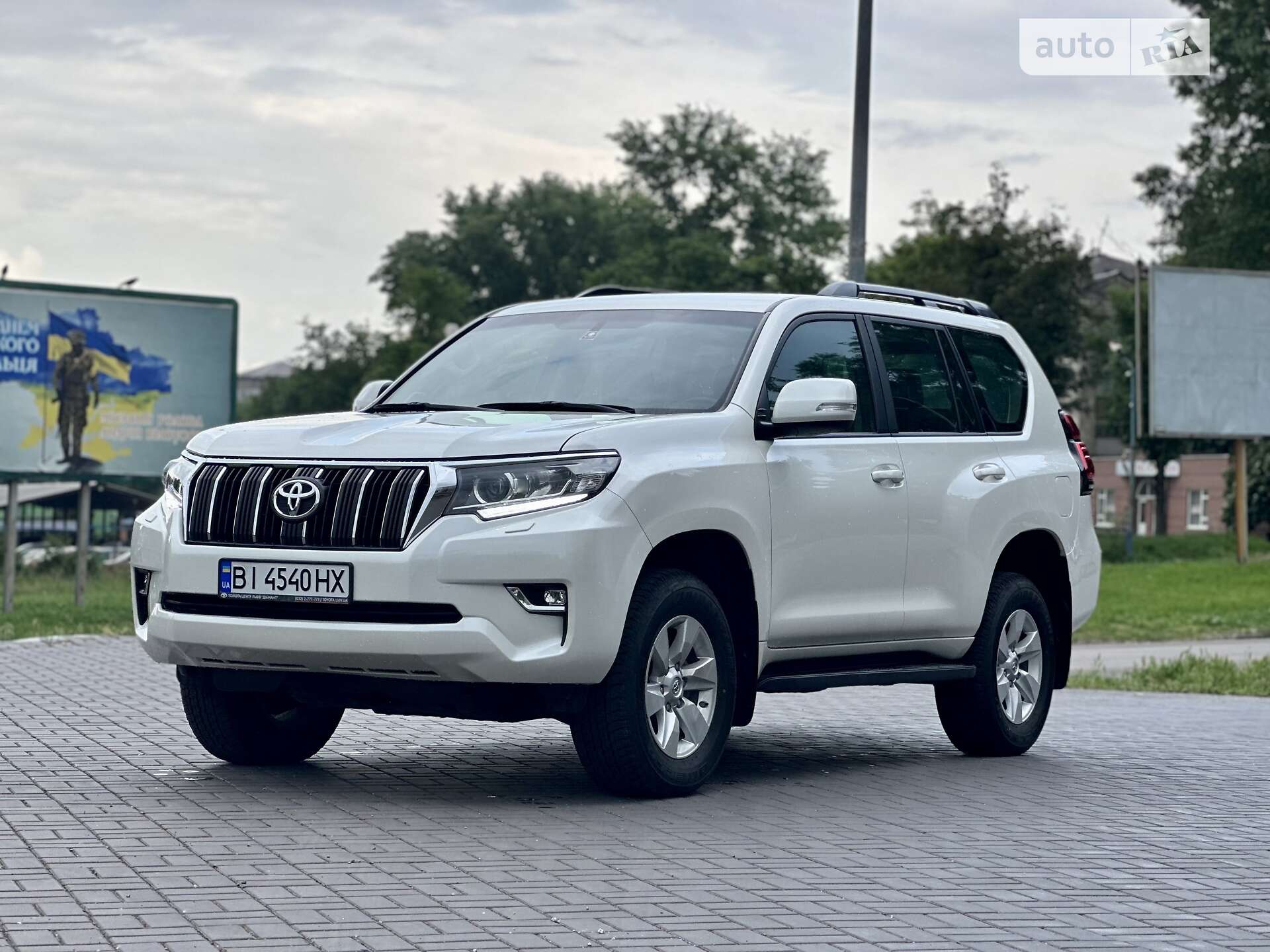 TOYOTA LAND CRUISER PRADO 150 2020