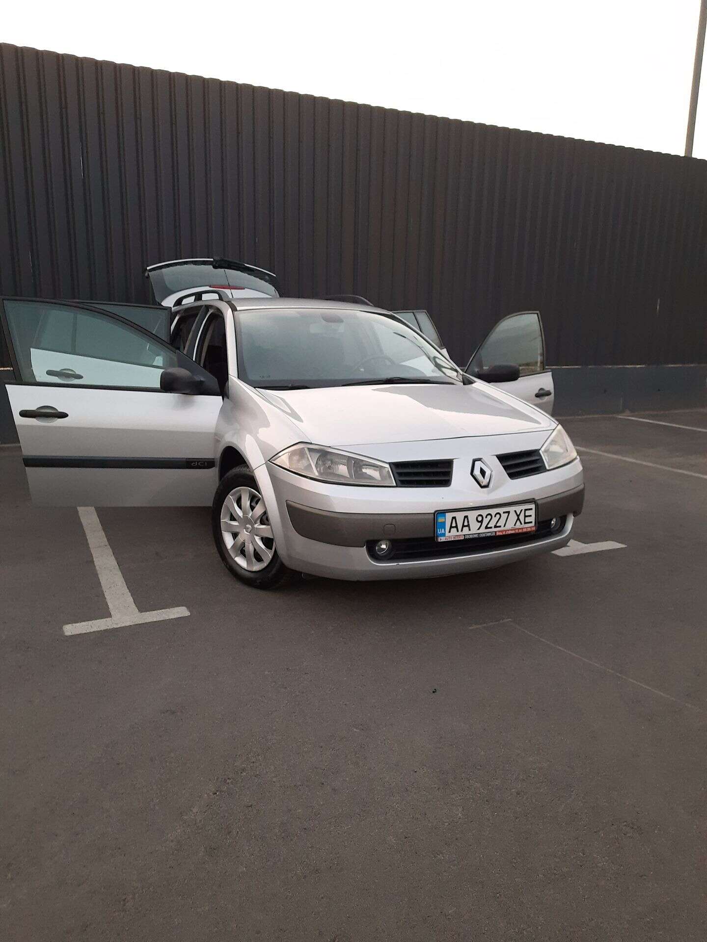 RENAULT MEGANE 2004