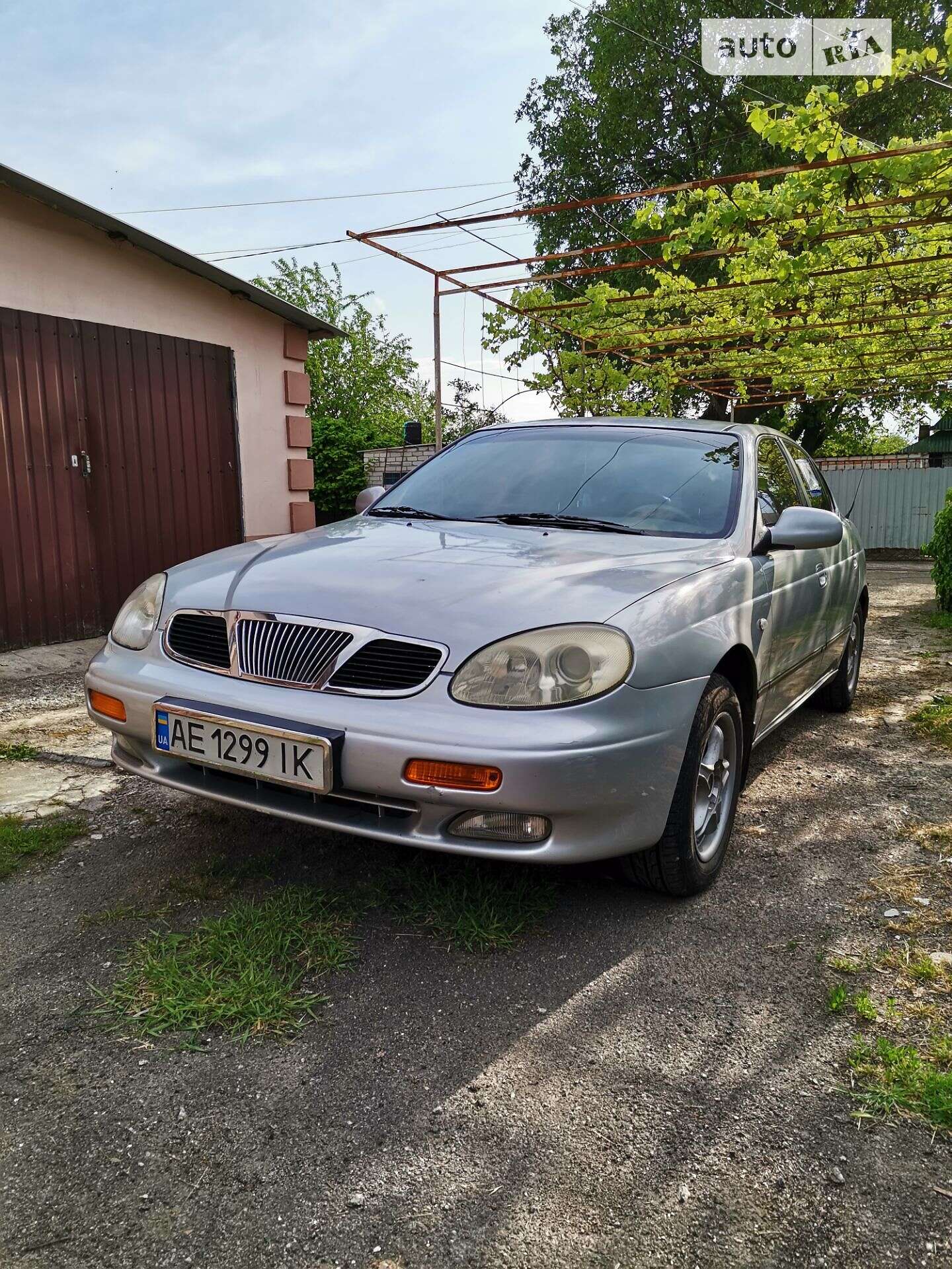 DAEWOO LEGANZA 1998