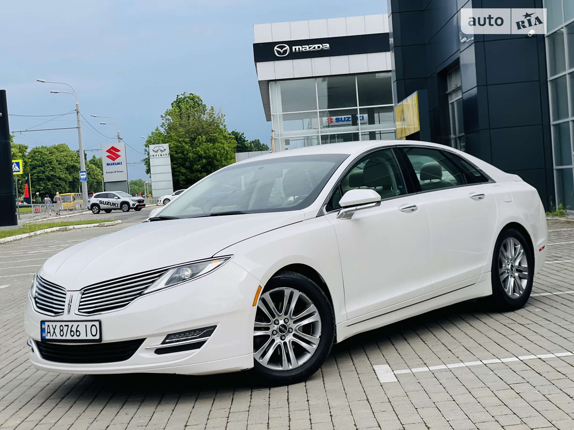 LINCOLN MKZ 2014