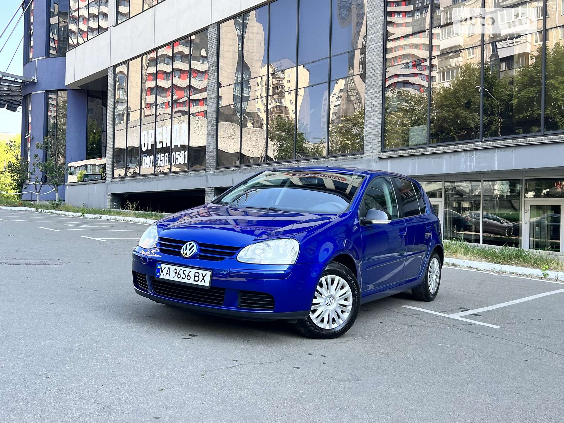 VOLKSWAGEN GOLF 2004