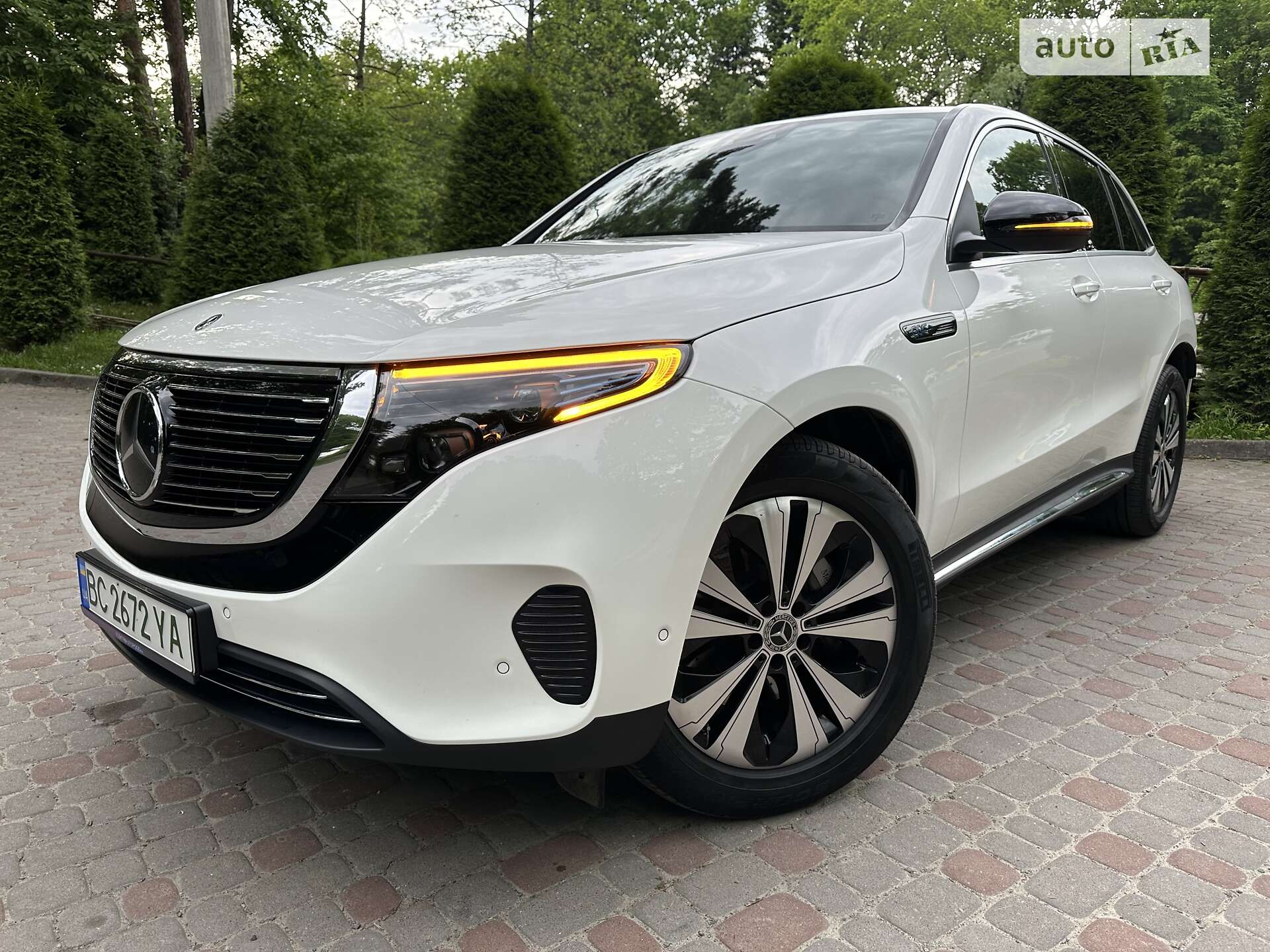 Головне фото звіту автомобіля MERCEDES-BENZ EQC 400 2021