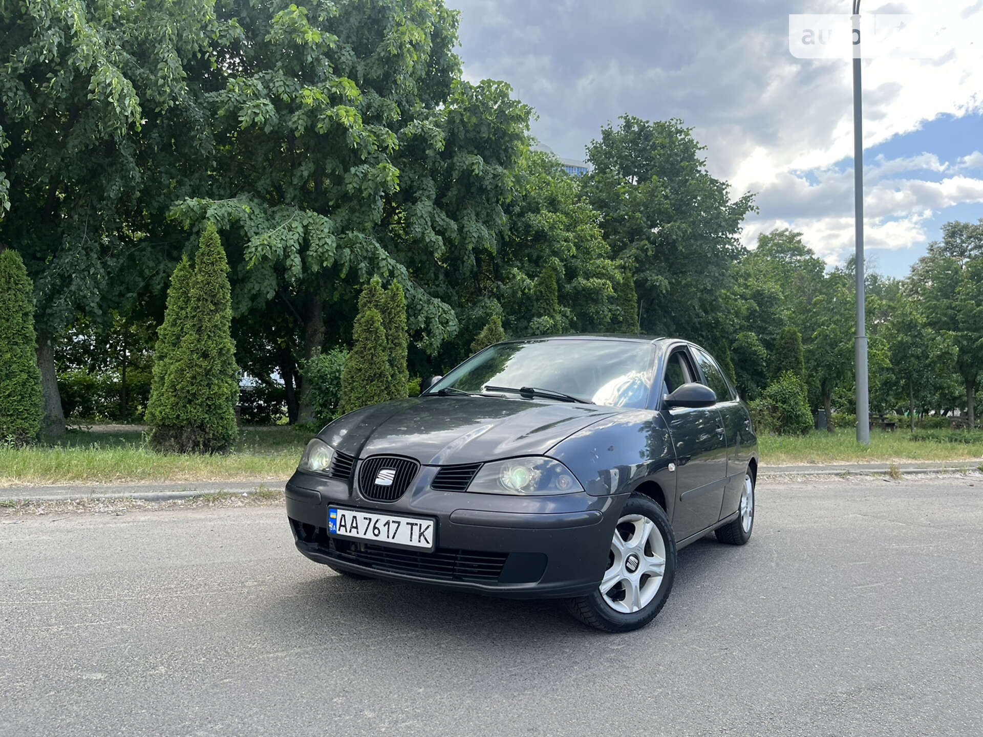 SEAT IBIZA 2004