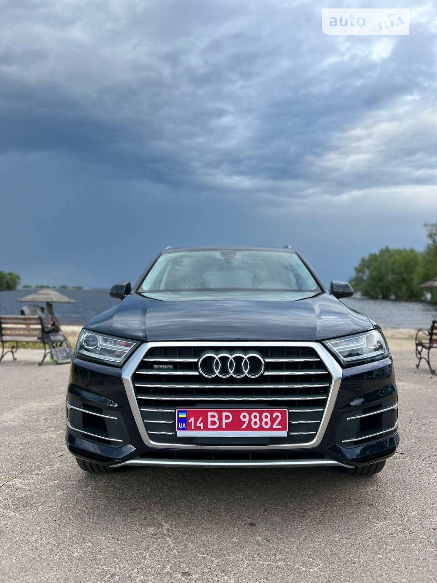 AUDI Q7 2016