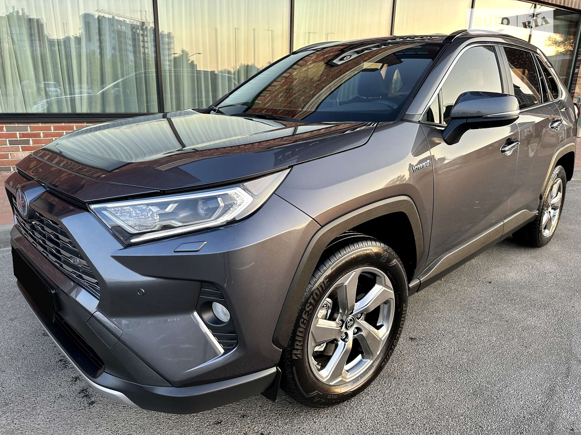 TOYOTA RAV-4 HYBRID 2021