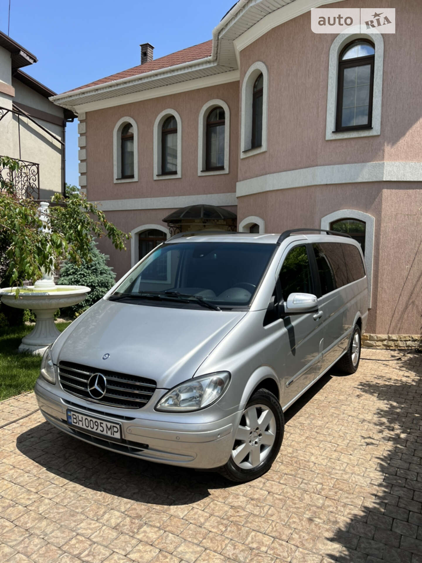 Mercedes-Benz Viano 2010