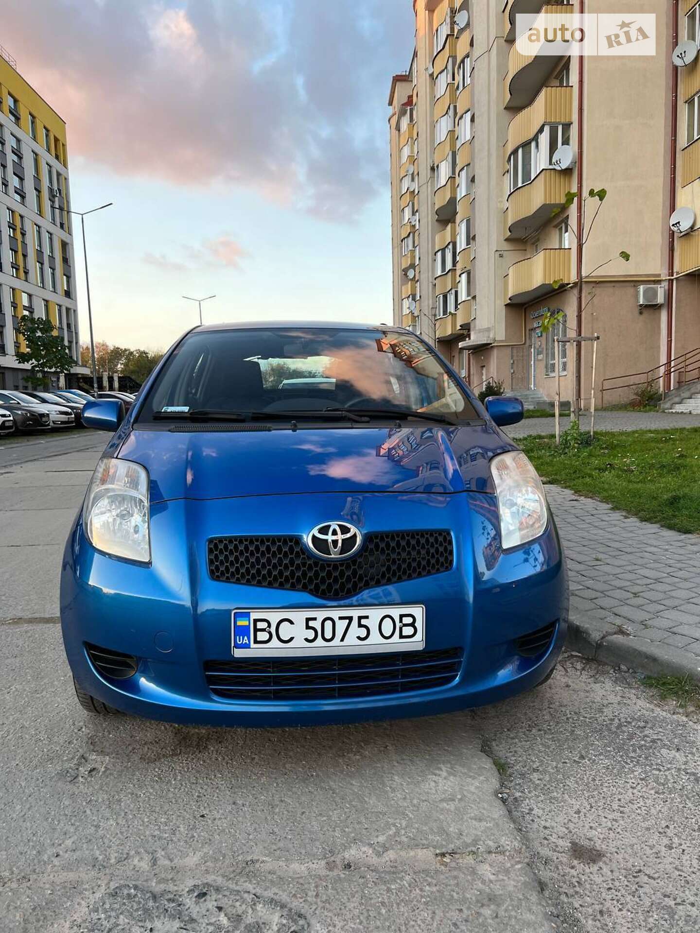 TOYOTA YARIS 2008