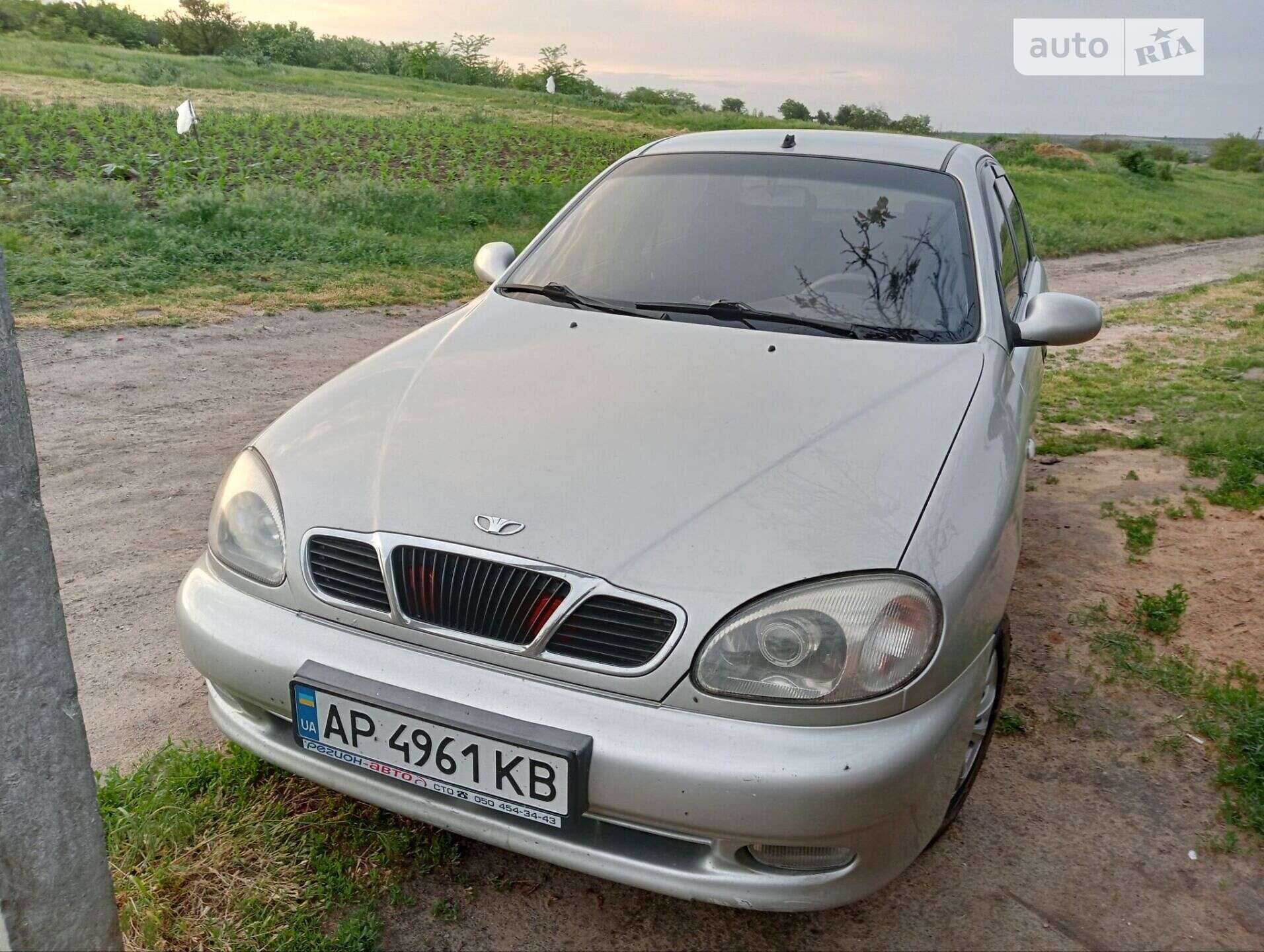 Головне фото звіту автомобіля ЗАЗ LANOS 2004